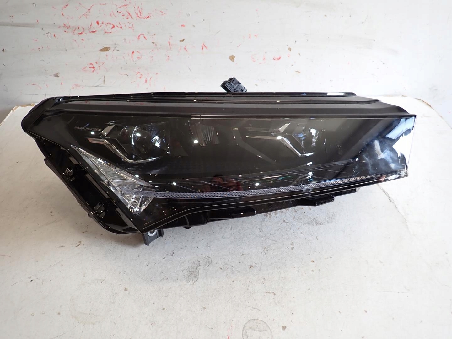light front front right SKODA ENYAQ 2021- FULL LED 5LB941016H