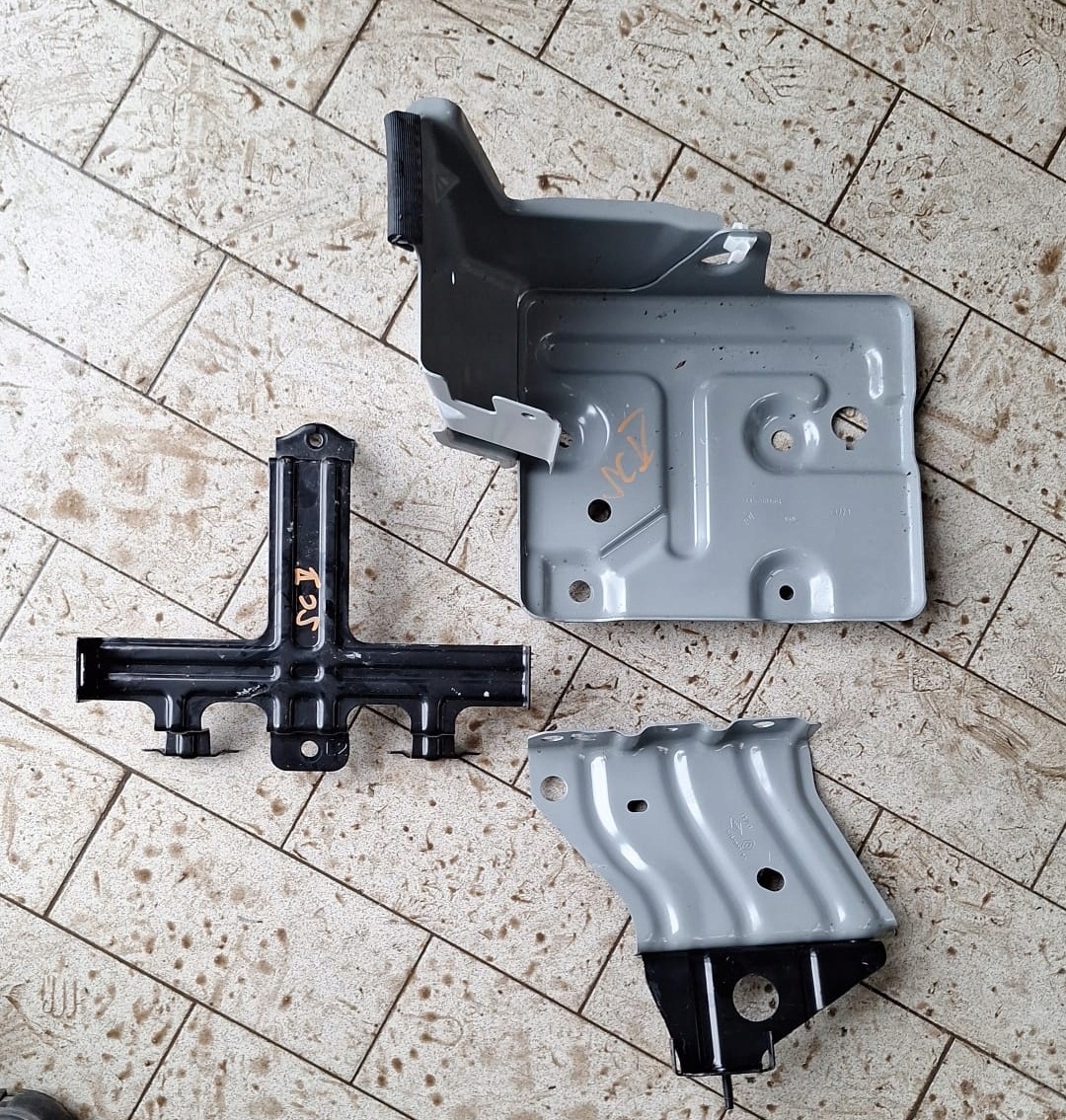 Halter Halter AKUMULATORA KOMPLET RENAULT SCENIC V