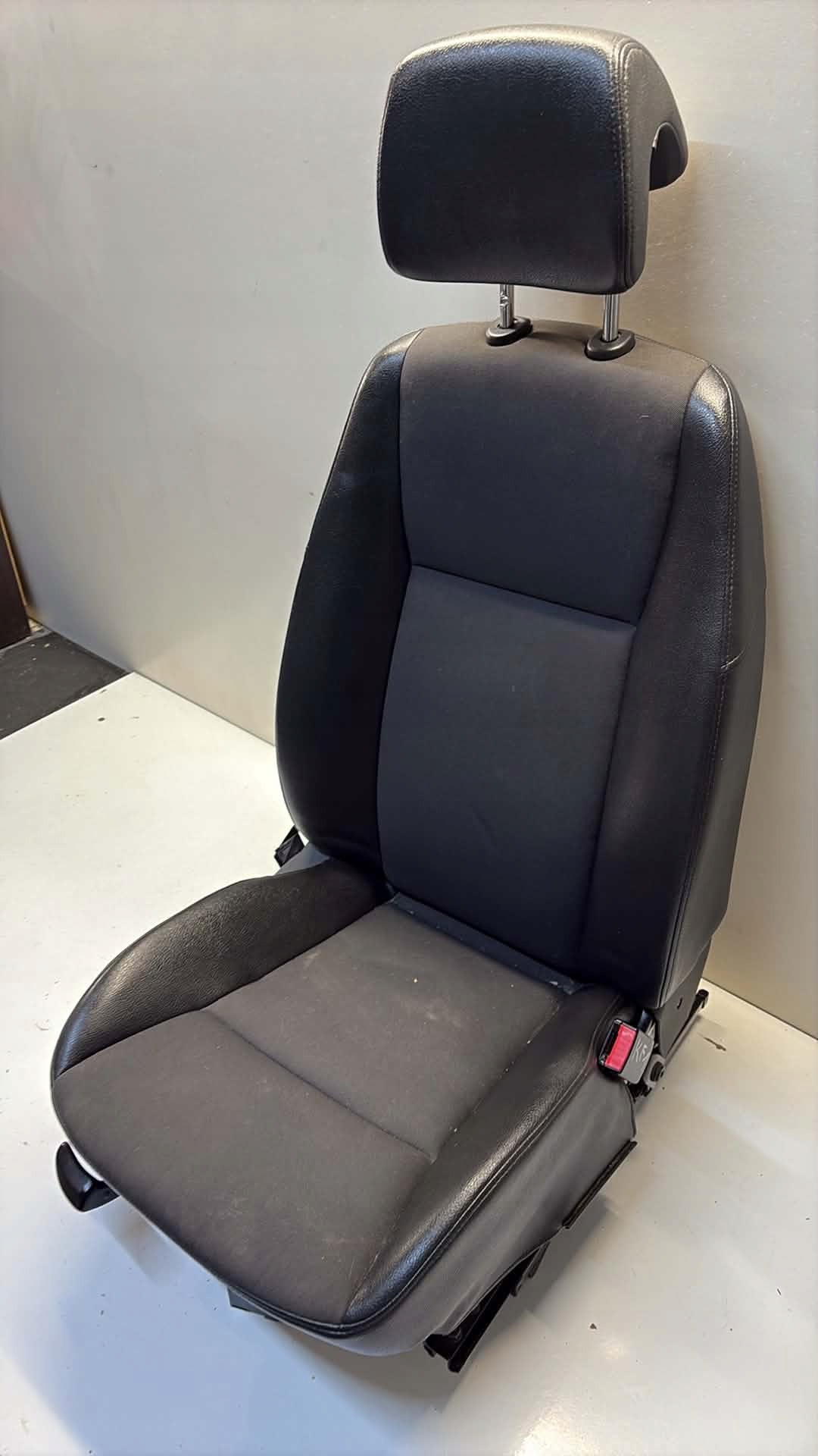 seat right front front side SAAB 93 9-3 welurowy CIEMNY pol leather