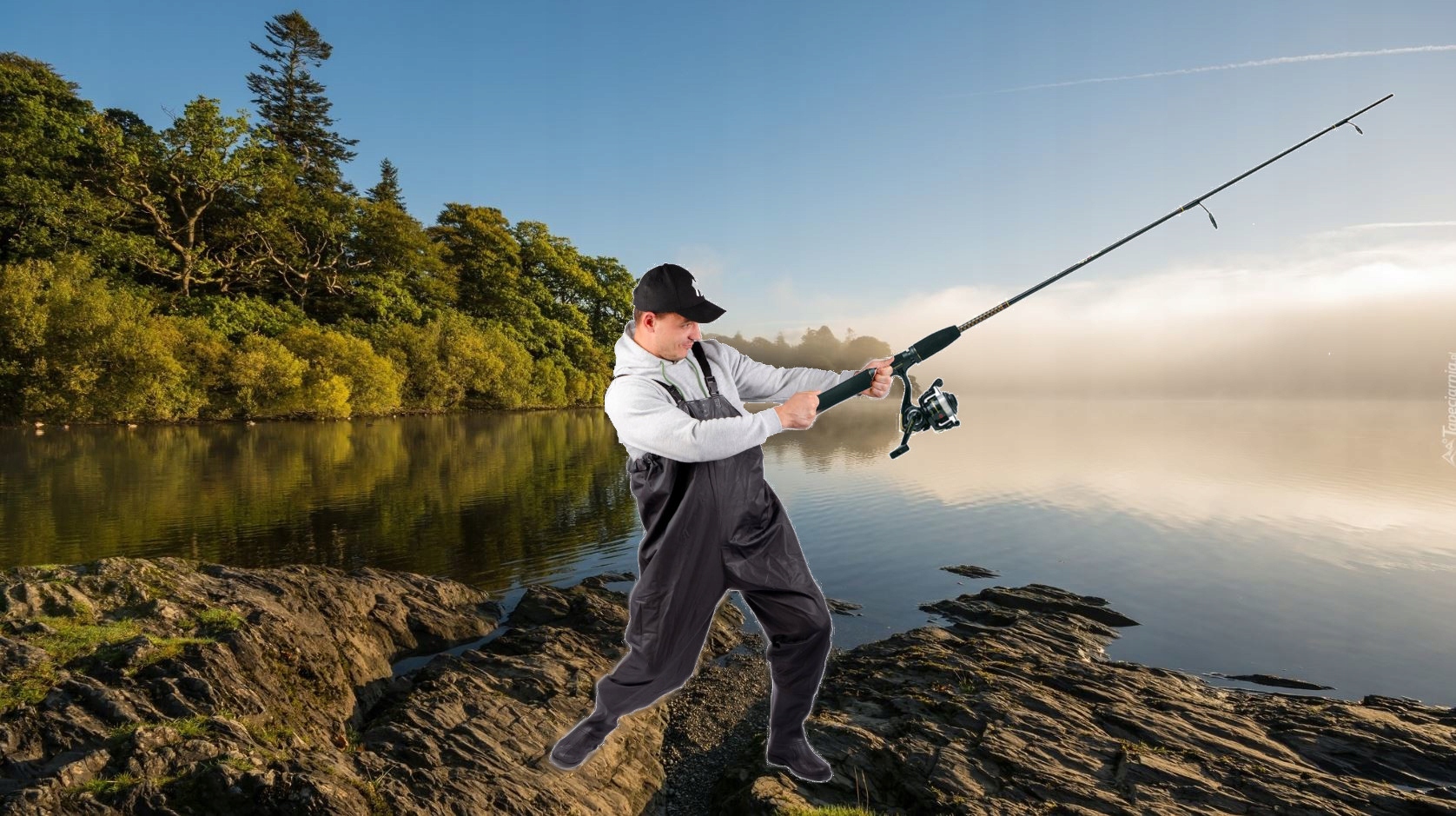 SPODNIE WĘDKARSKIE WODERY SPODNIOBUTY R.45 SZELKI Kolor dominujący czarny