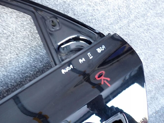 AUDI A1 82A 19- door left rear. rear part