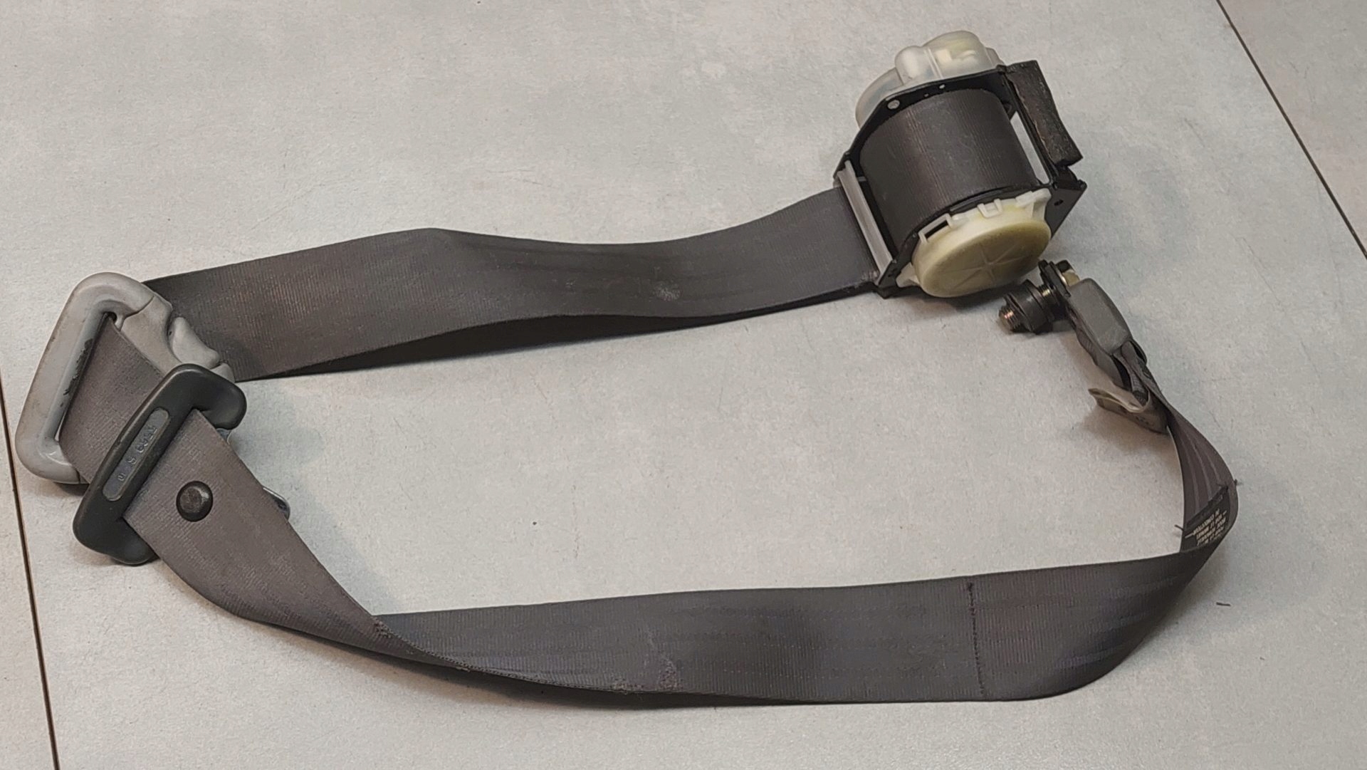 ремень безопасности SPACE WAGON III