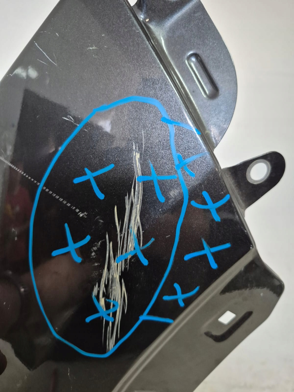 KIA NIRO and 1 16-22 fender front front right