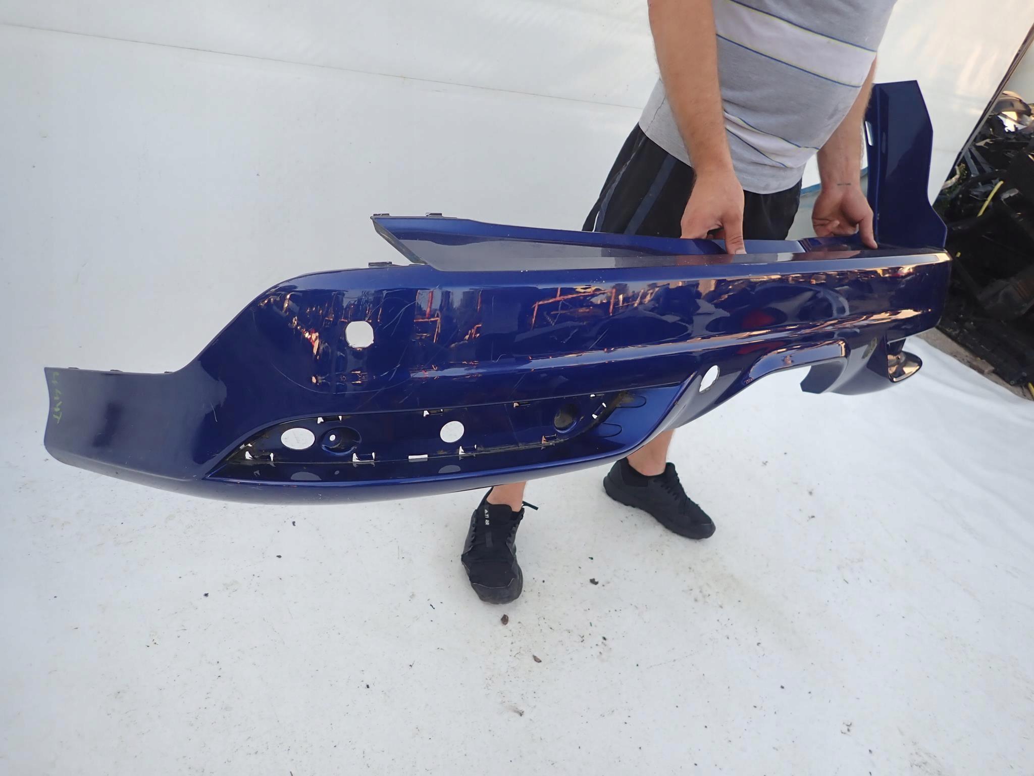 FORD FOCUS III MK3 KOMBI ST 10-14 bumper rear part PDC