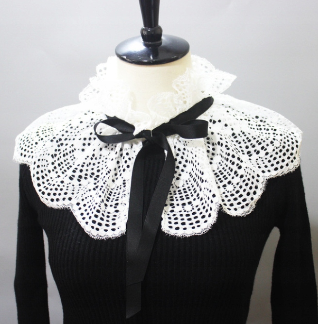 NASZYJNIK KOŁNIERZYK OZDOBA KORONKA BIAŁY Marka inny