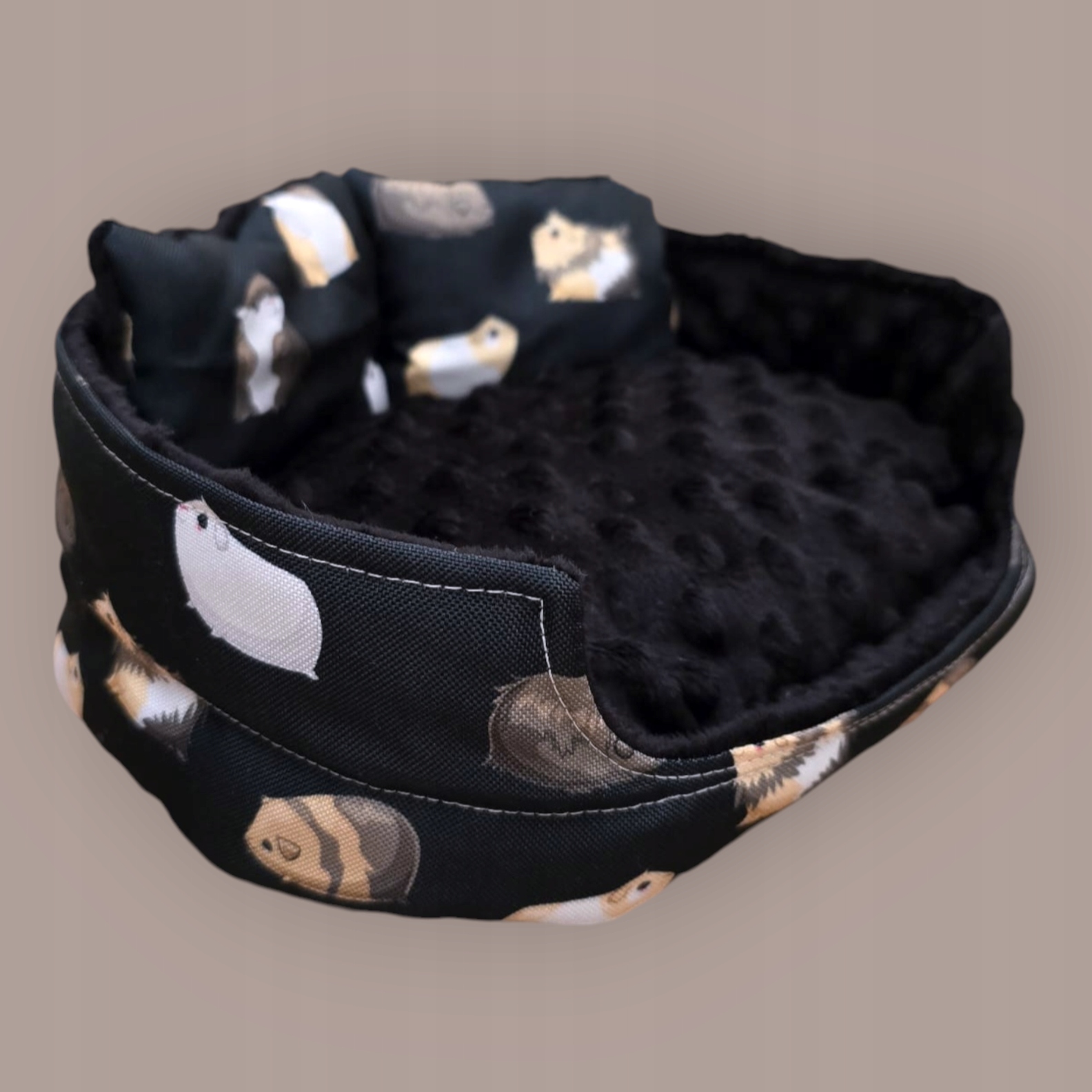 Levně Pelíšek pro prémiové pro morče