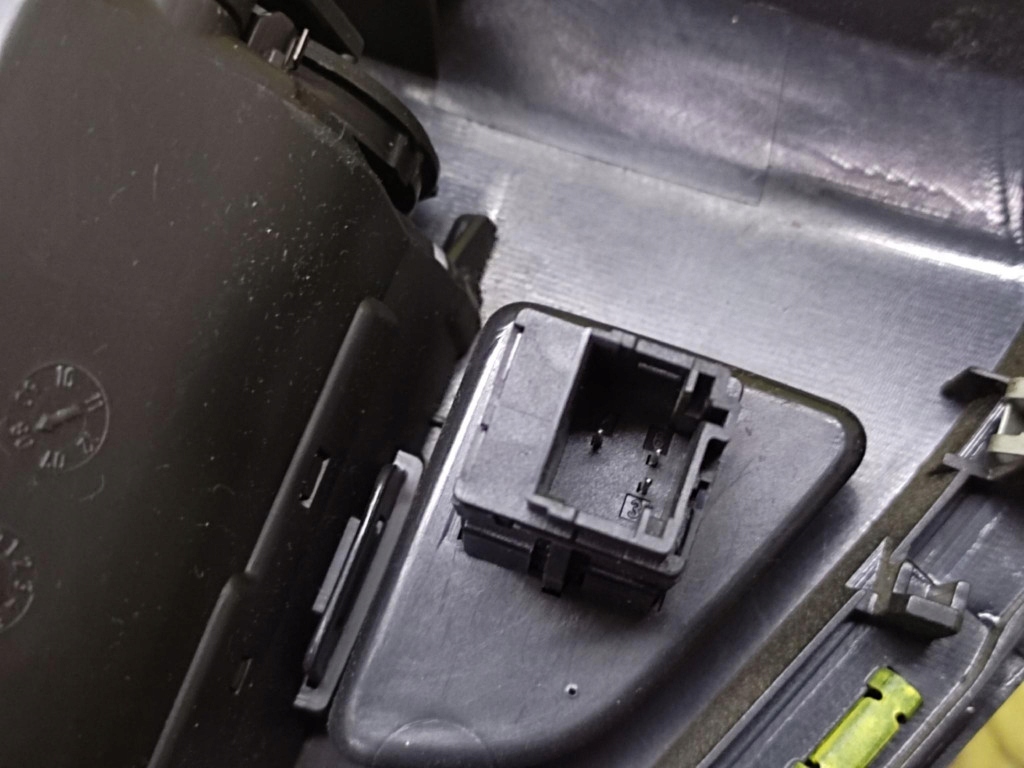 CITROEN C5 III moulding frame KRATKI air conditioning devices 9682297777