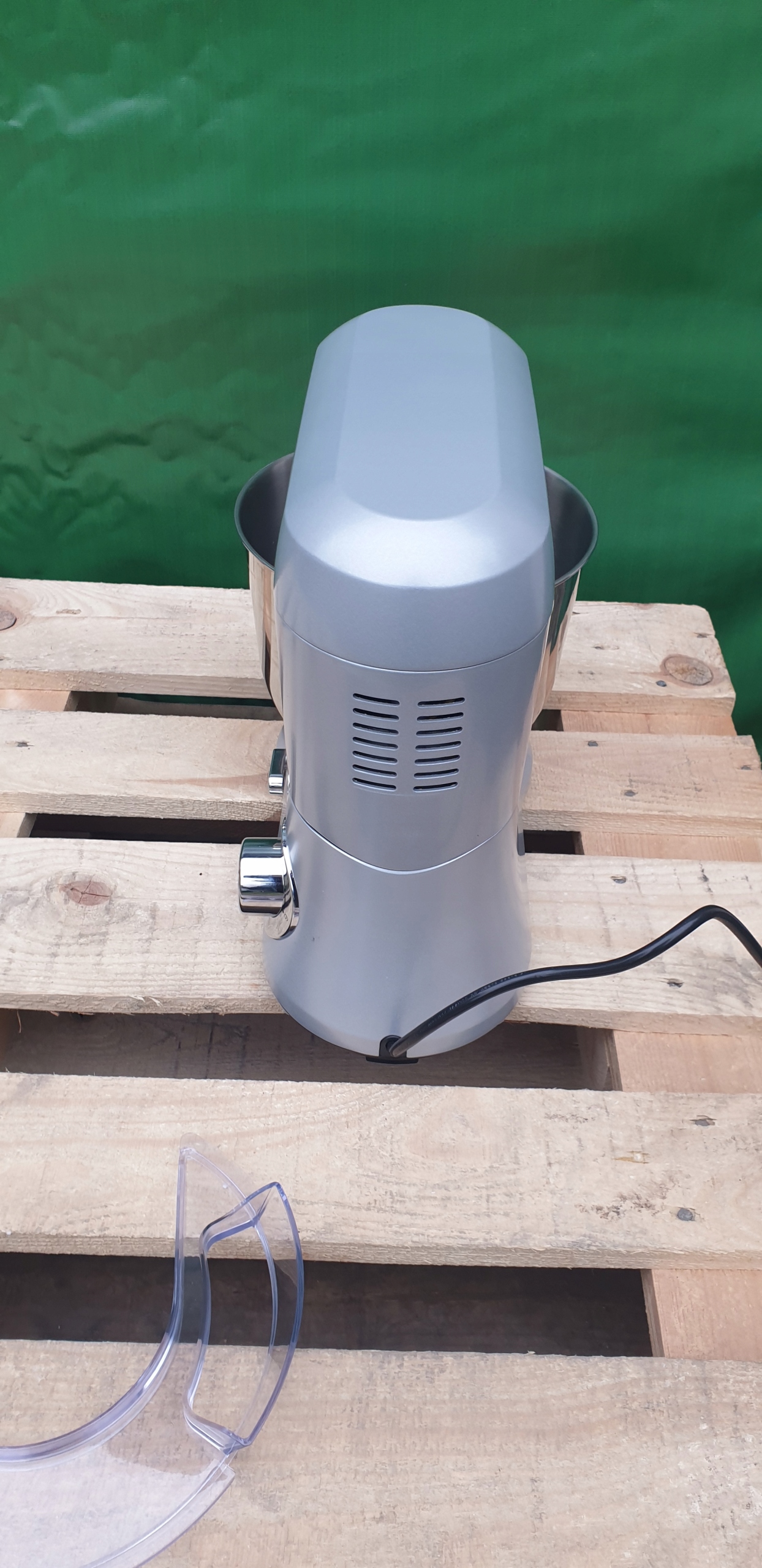 ROBOT KUCHENNY PLANETARNY 1200W BELLA METAL Marka Klarstein