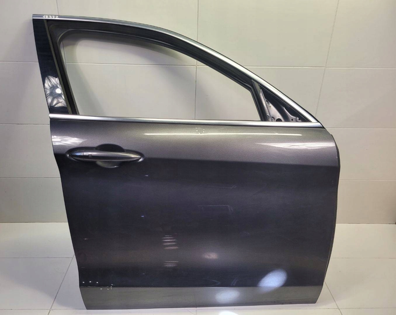 door front right side Alfa Romeo Stelvio 2017