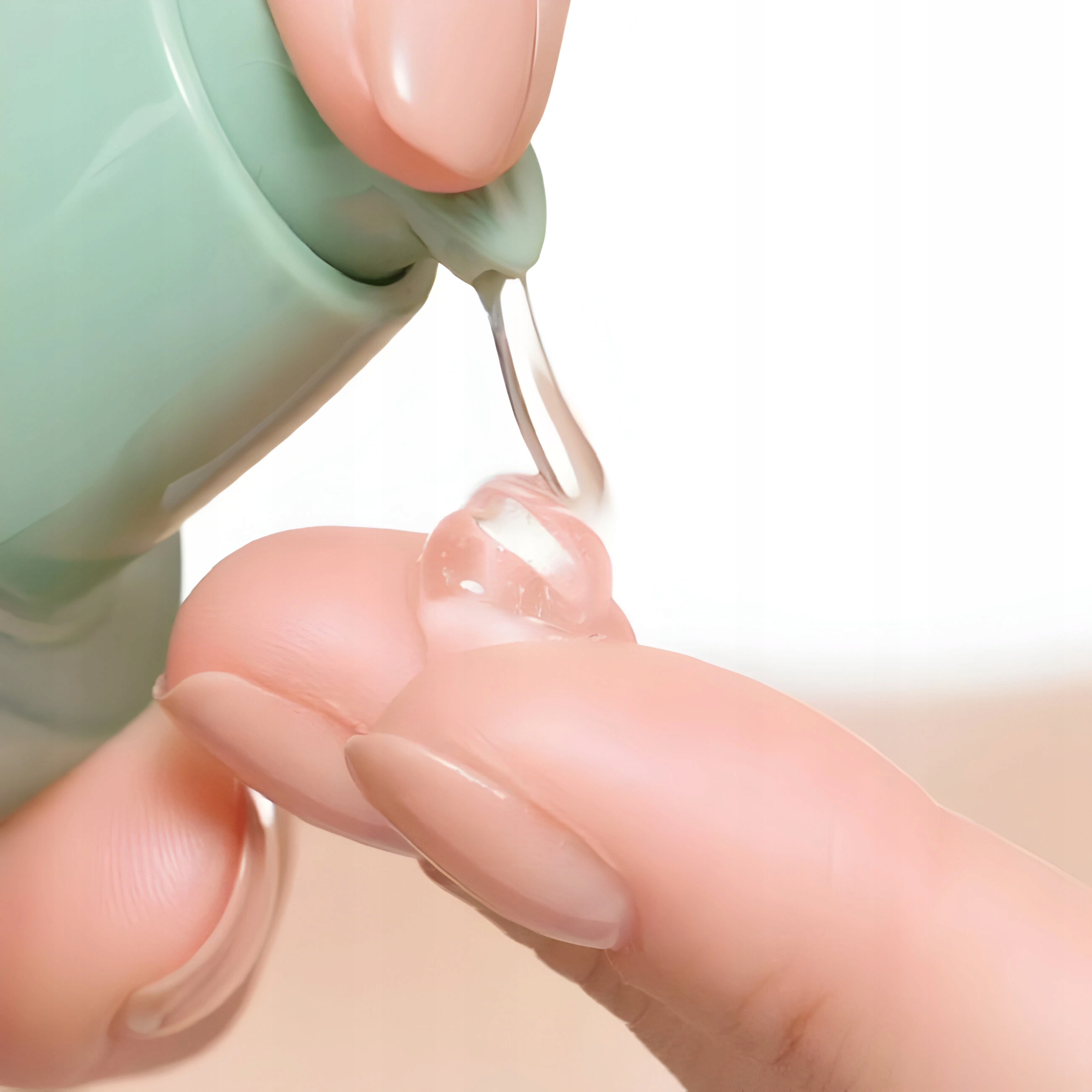 Dewytree Heartleaf 100 serum zklidňující pleťové sérum s bylinnými výtažk
