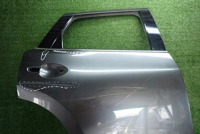 MAZDA CX5 17- door right rear. rear part
