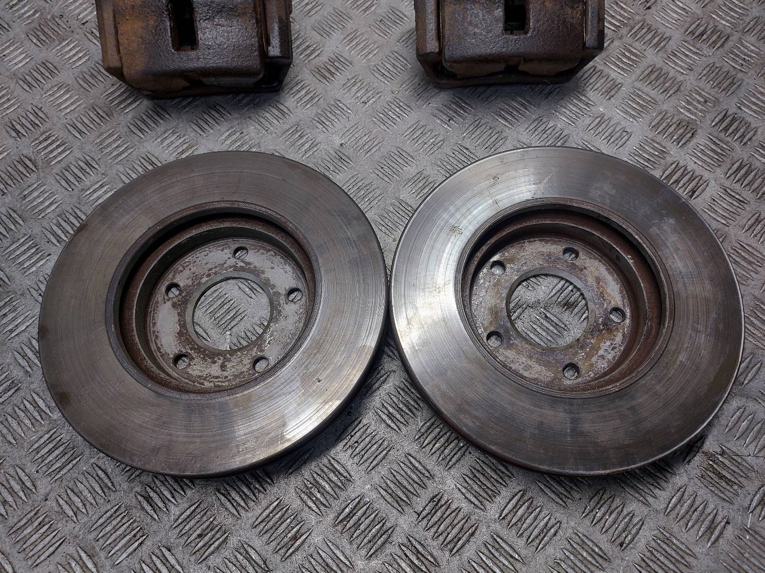 discs brake front + calipers NISSAN PRIMERA P12 1.6 16V