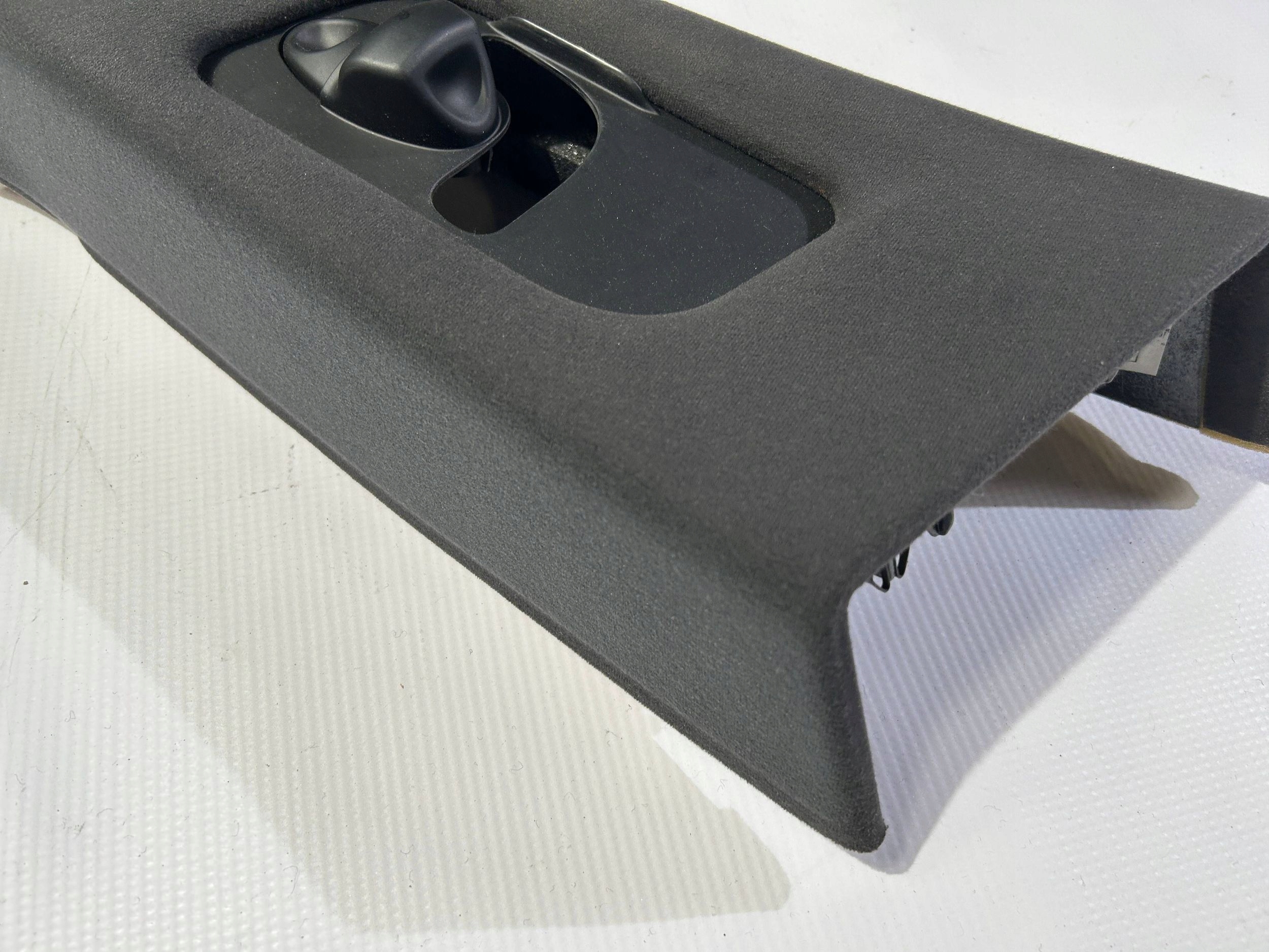 cap moulding cover side slupka B left Maserati Ghibli M157 2013