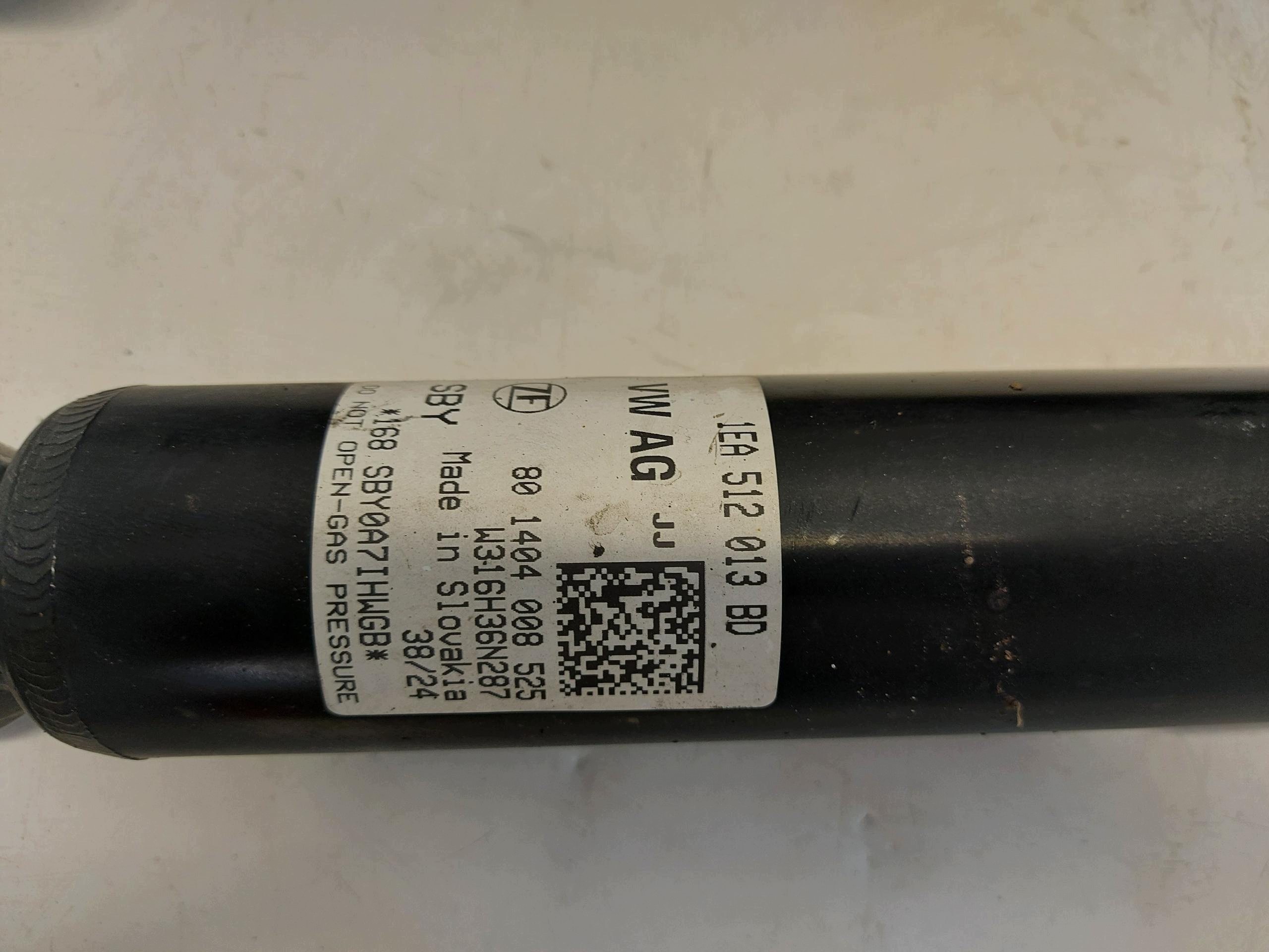 VW ID4 11A , 2024r SUV 5D shock absorber rear part left right 1EA512013BD
