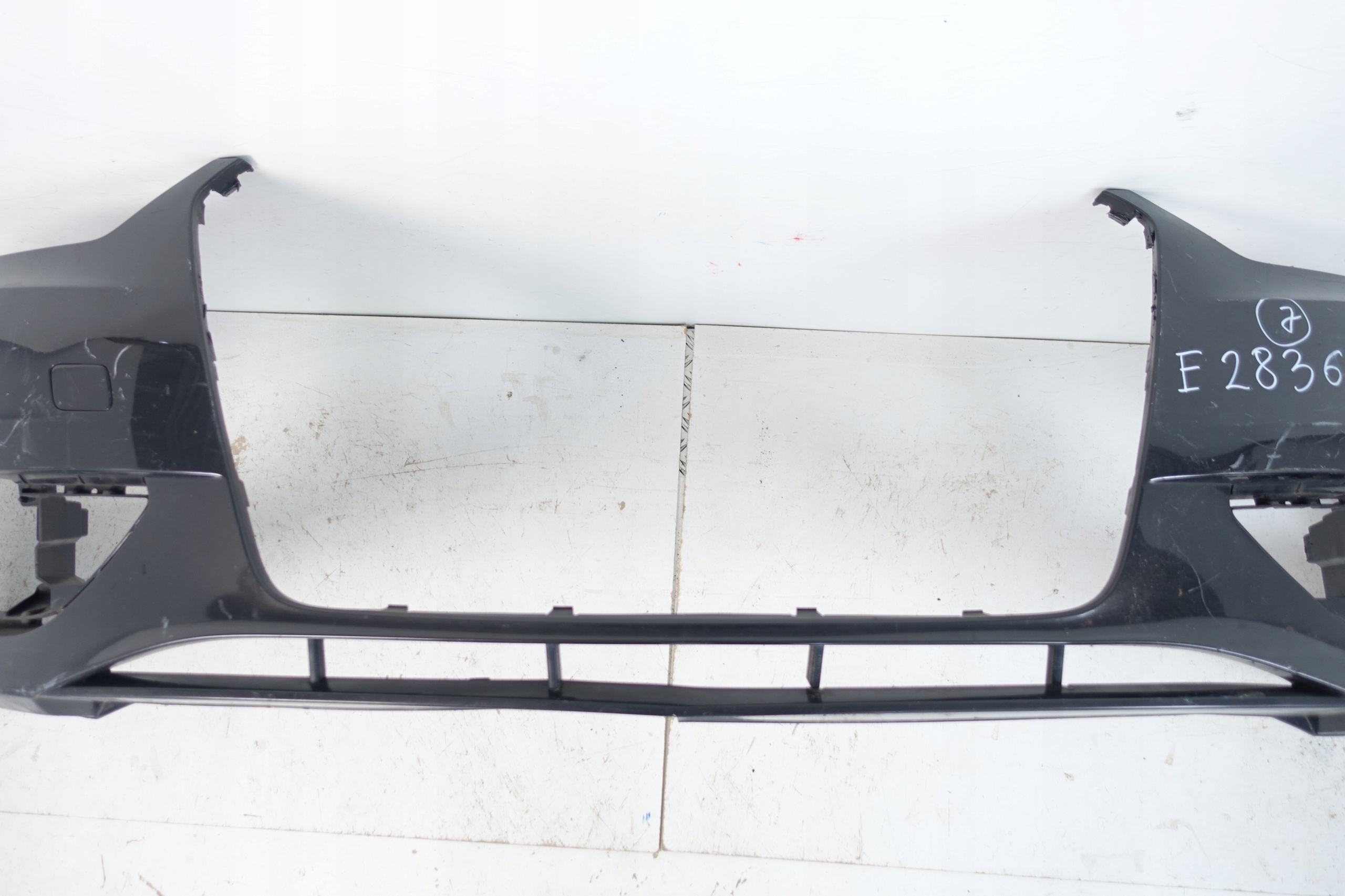 nárazník předek přední AUDI A3 8V 2012- 8V3807437DE