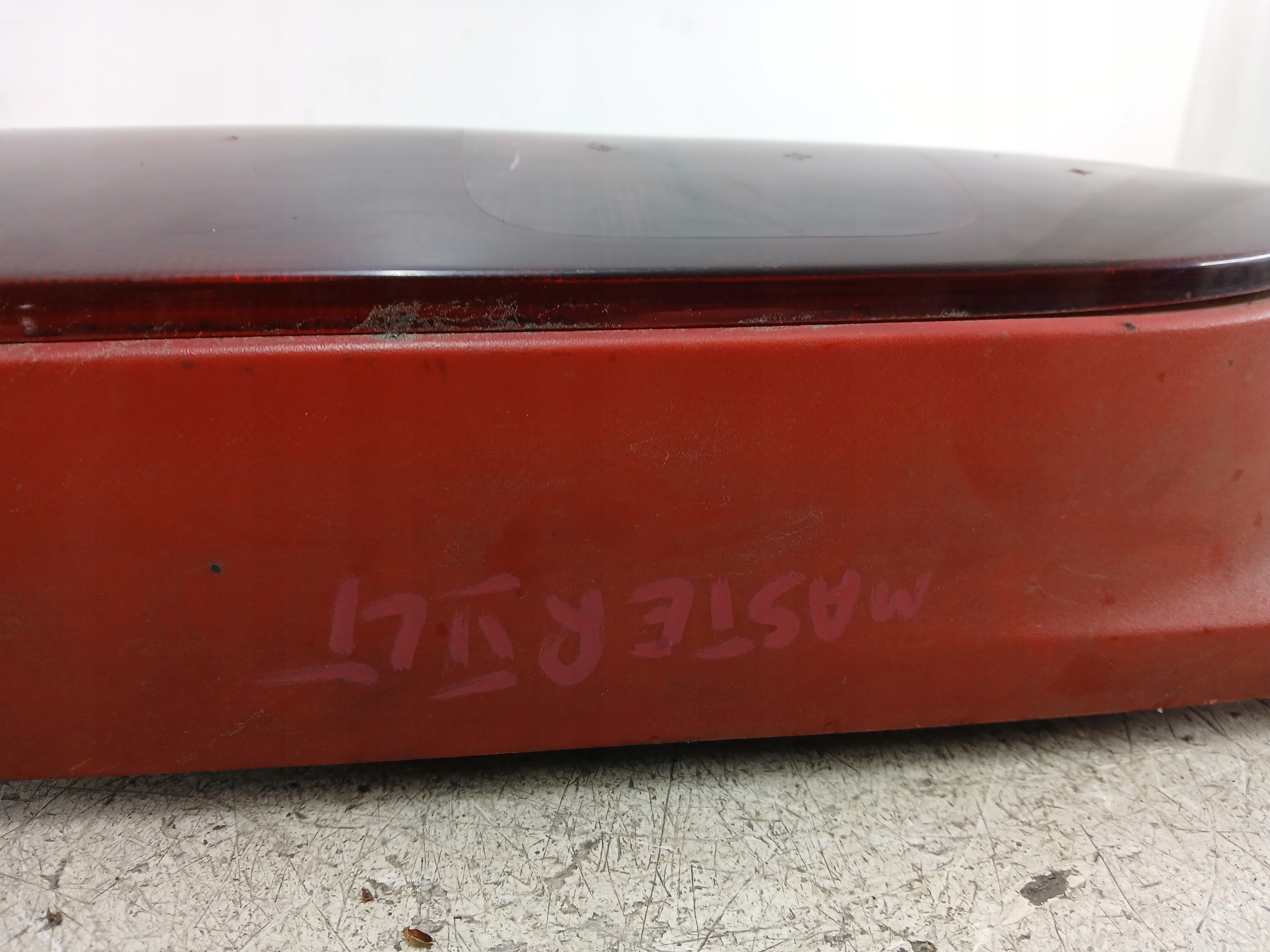 RENAULT MASTER II light left rear part