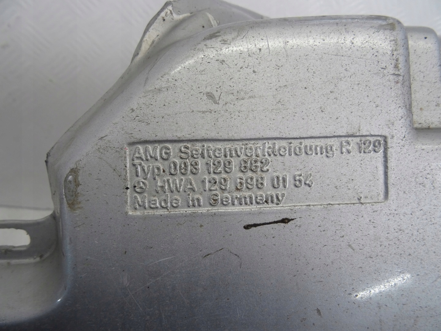 Mercedes SL R129 SL500 AMG moulding threshold left