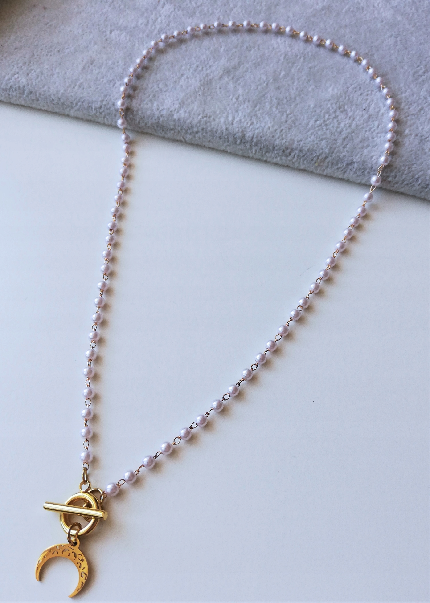 náhrdelník malé perly 3mm Roh Hojnost ocel 50cm