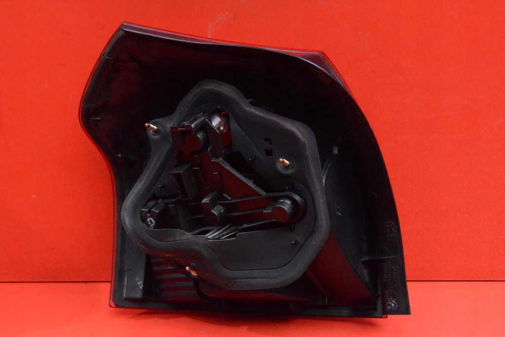 light right rear part rear 02-51 TOYOTA COROLLA E12 5D HB 00-08