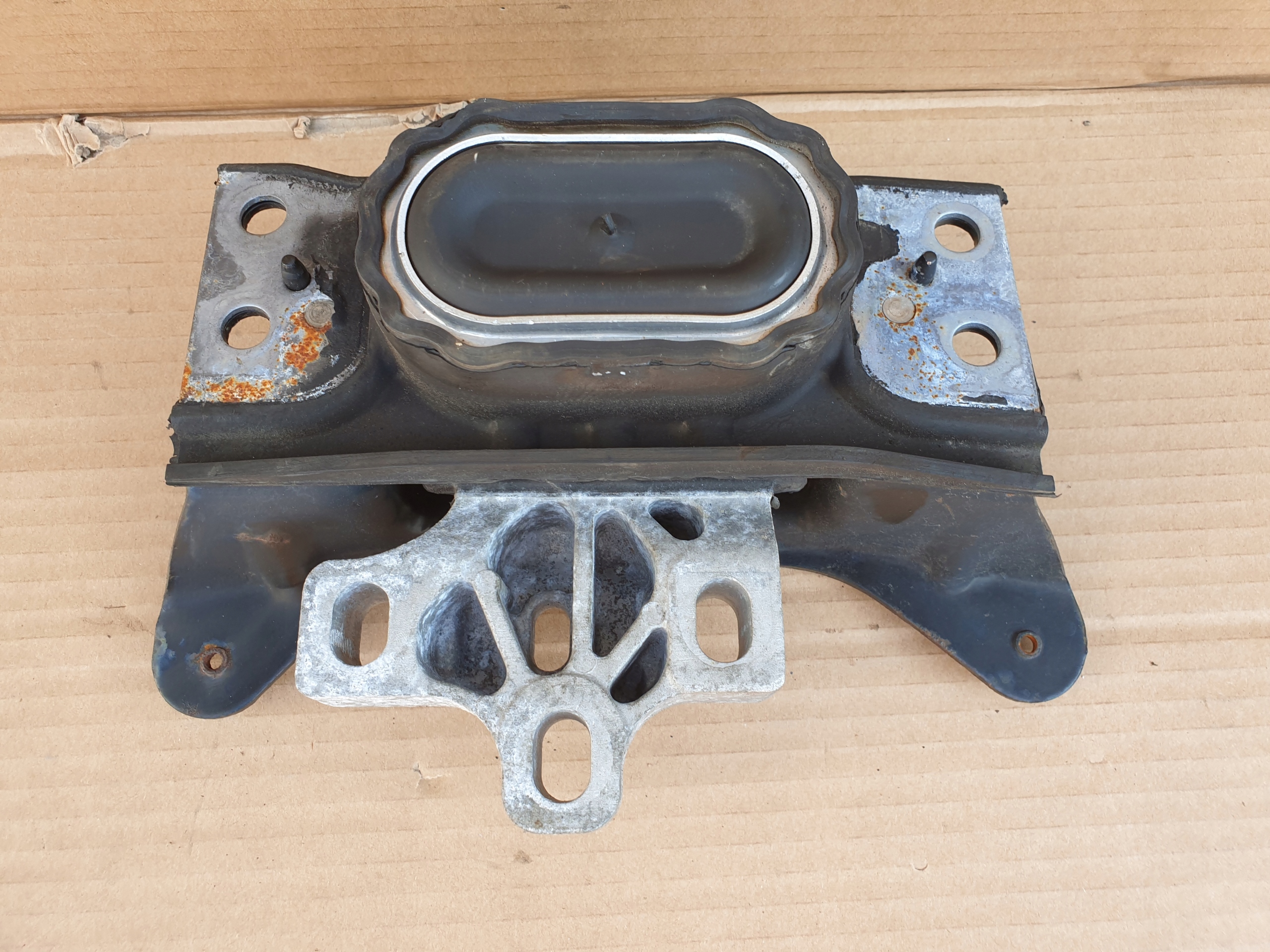 gearbox mount DSG support ARTEON VW PASSAT B8 3G 2.0 TDI OE