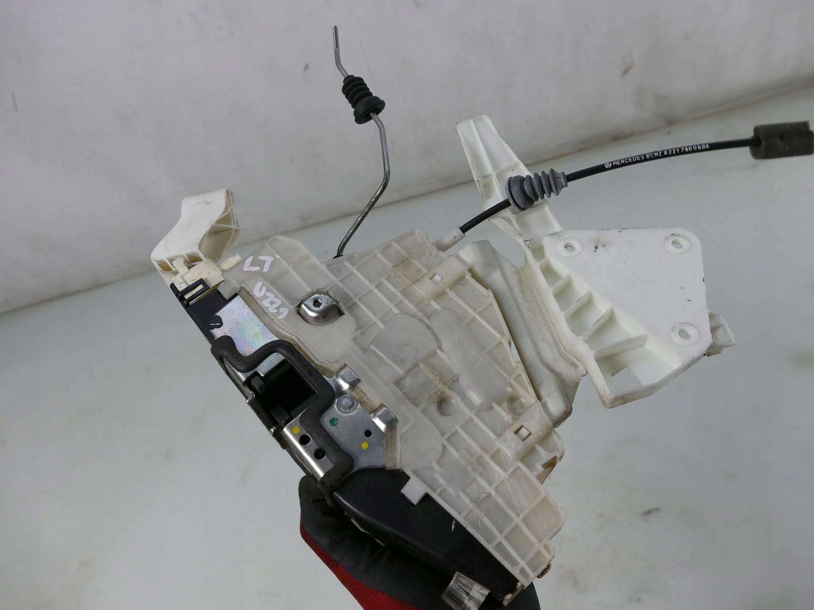 MERCEDES S W221 lock door left rear part rear