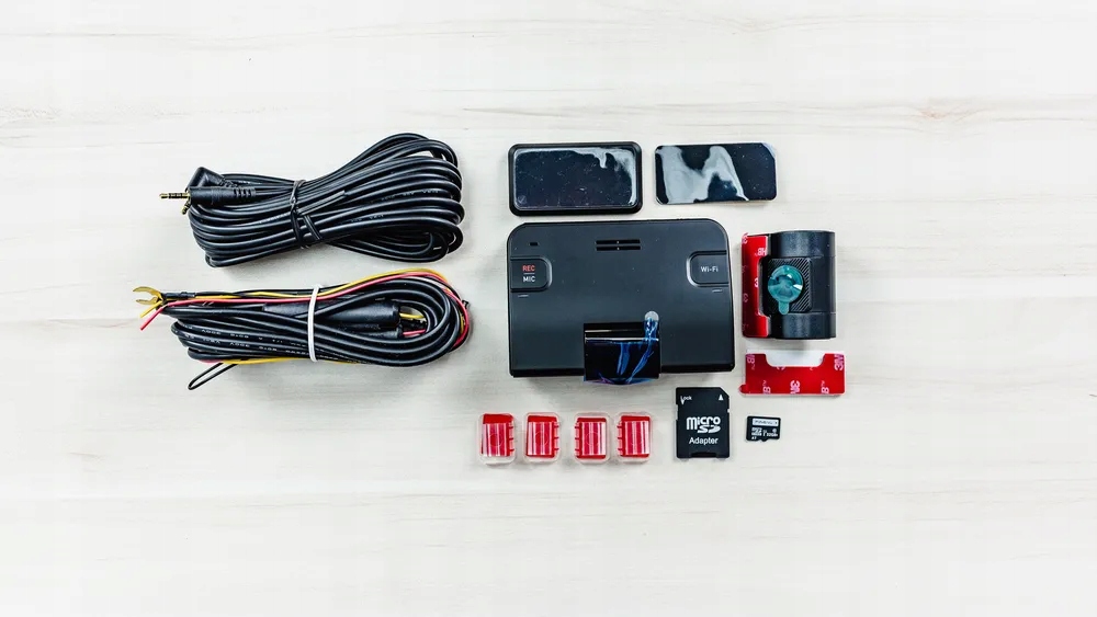 Rejestrator samochodowy FineVu WiFi 32GB QHD FHD GPS BAZA RADARÓW Kąt widzenia 122°