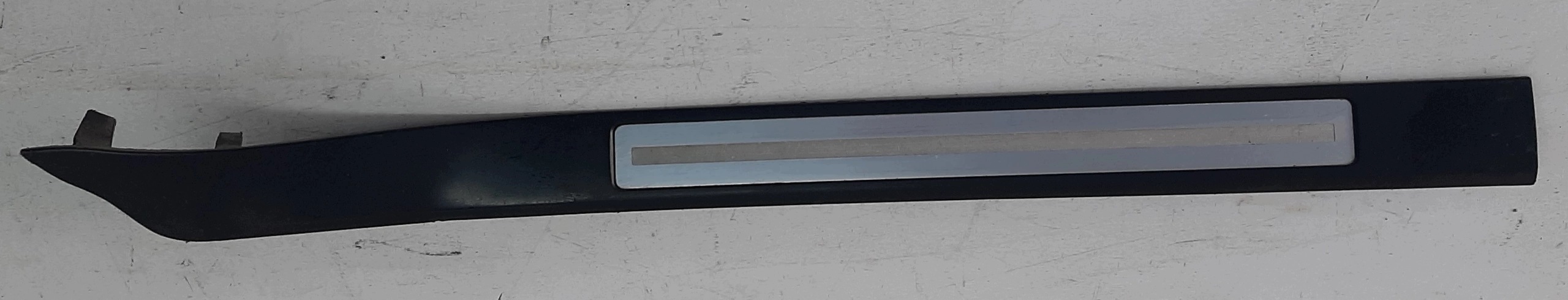 AUDI A8 D3 moulding threshold cap right rear part OE 4E0853996