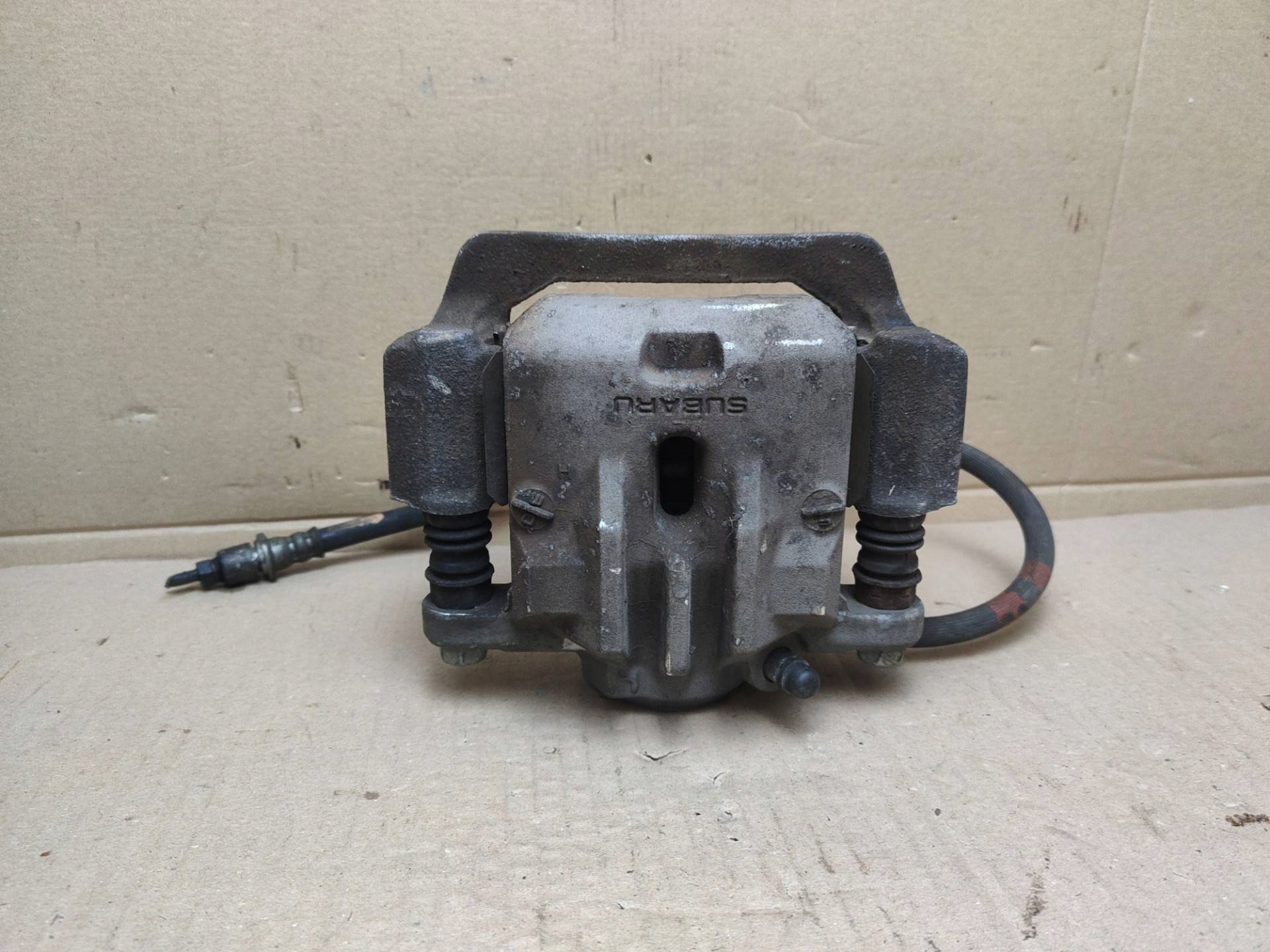 caliper brake rear part right side Subaru Forester 4 2nd facelift 2018