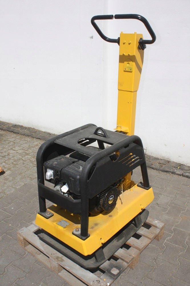 Zagęszczarka rewersyjna do gruntu, spalinowa BATMATIC 716 kg. Kod producenta 5905454216753