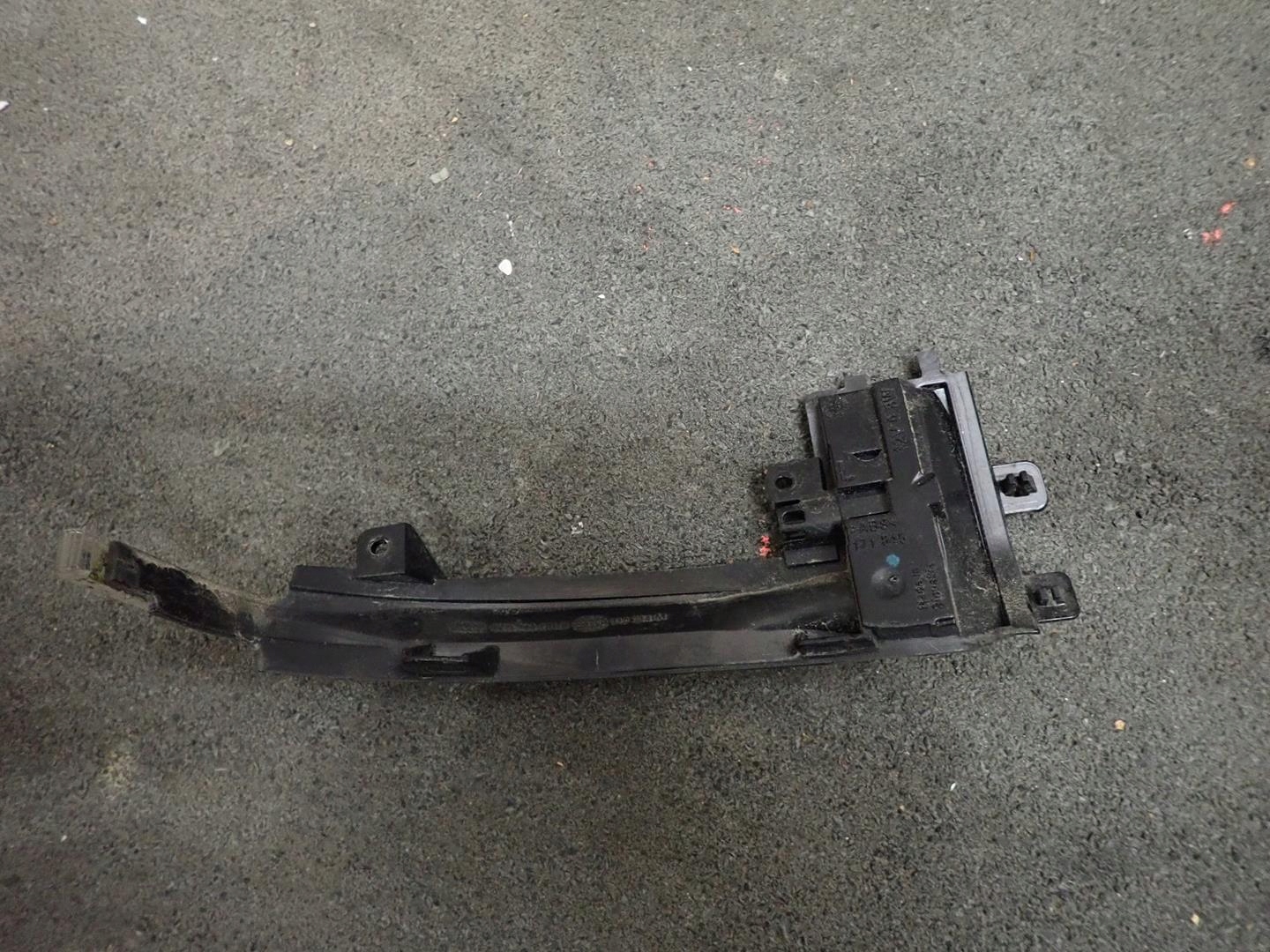 indicator mirrors left AUDI A4 B8 8K0949101B