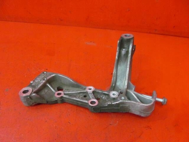 VW Golf VI 6 5K1 AUDI A3 8P SKODA console holder arms left front