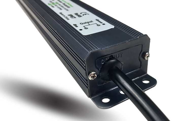 

Zasilacz Wodoodporny 12V 45W 3,7A IP67 Do Taśm Led