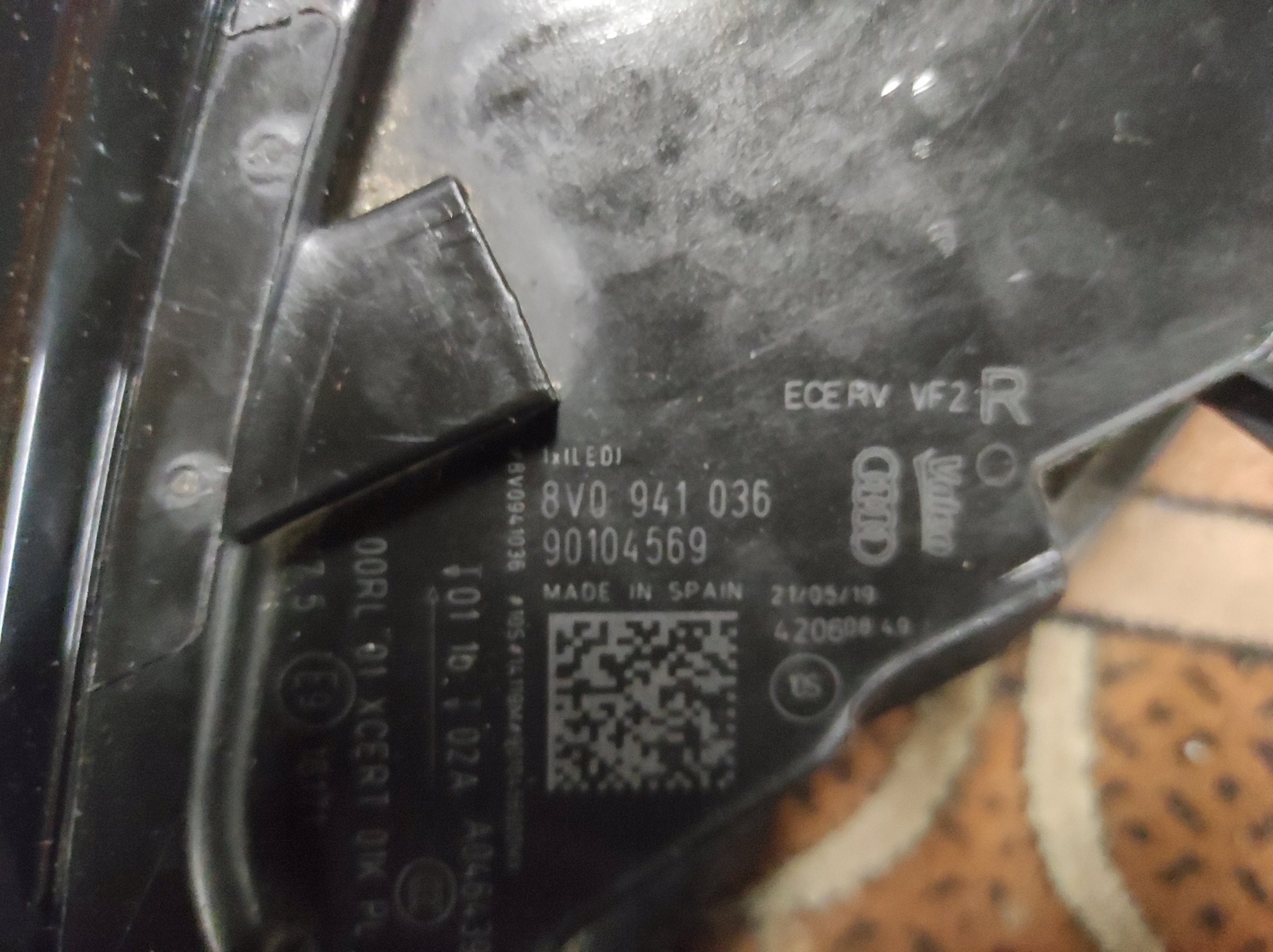 AUDI A3 8V LIFT light right MATRIX 8V0941036