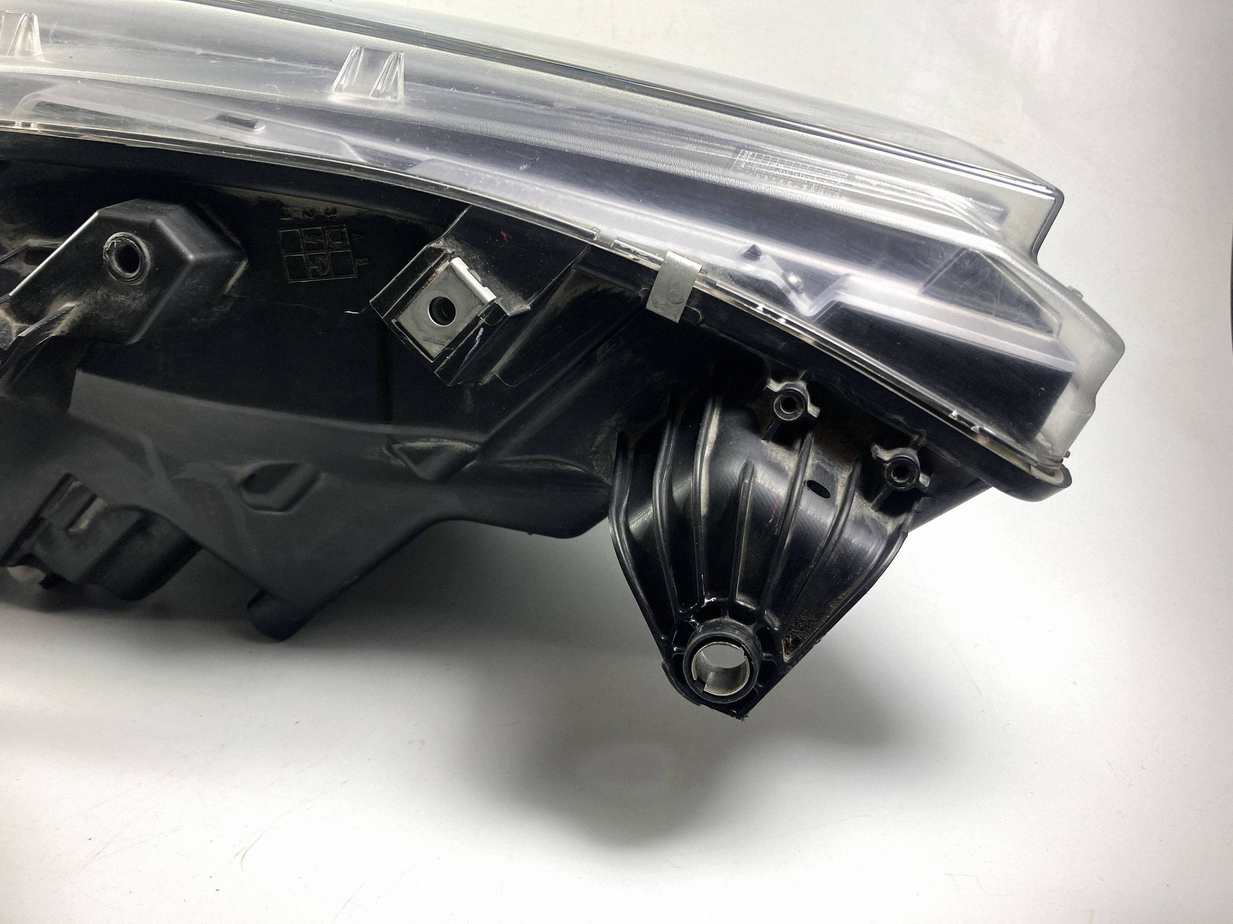 Ram 1500 TRX V 6.2 reflektor light front left 2021-24
