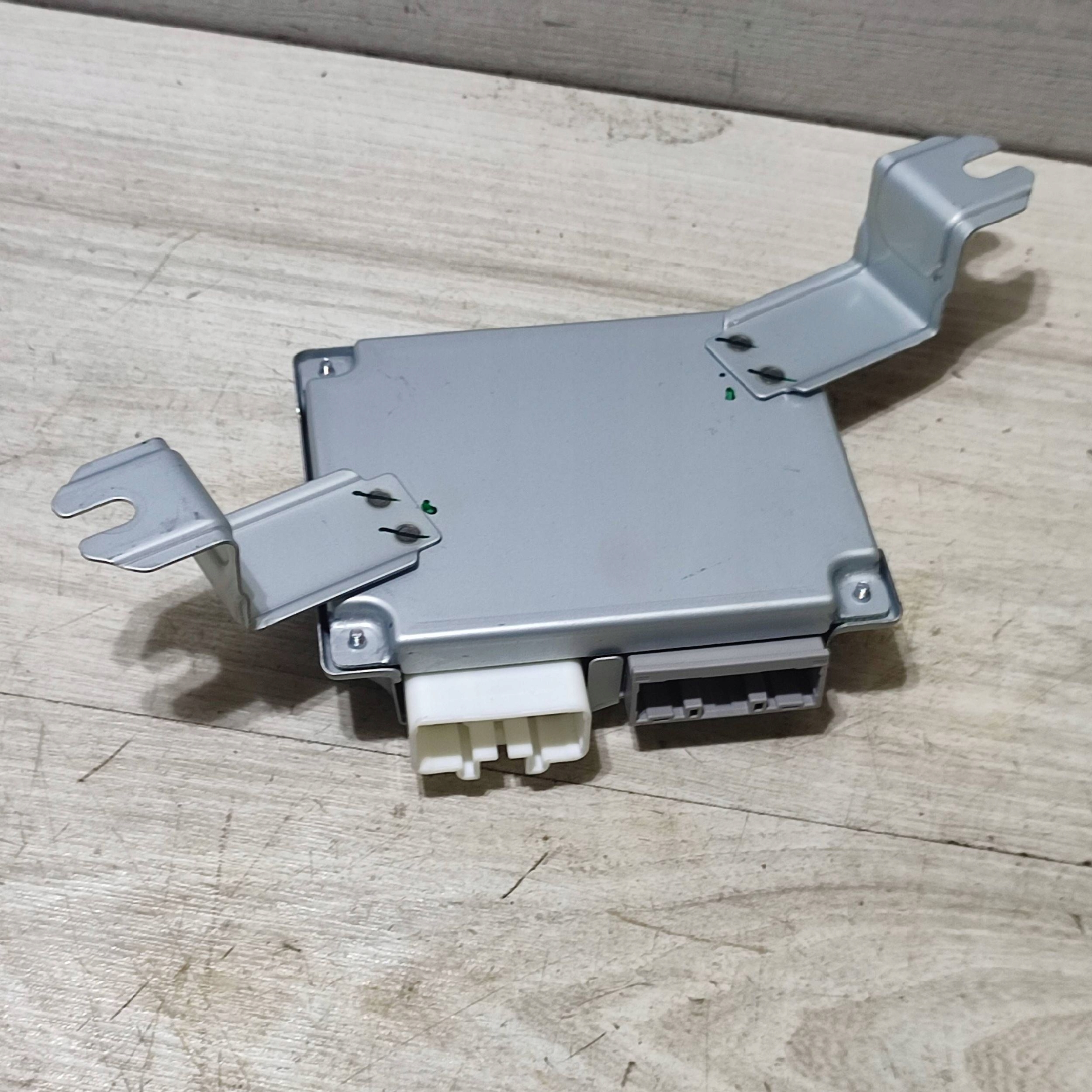 Module Direction assistée Suzuki Vitara (LY) 3368053S10