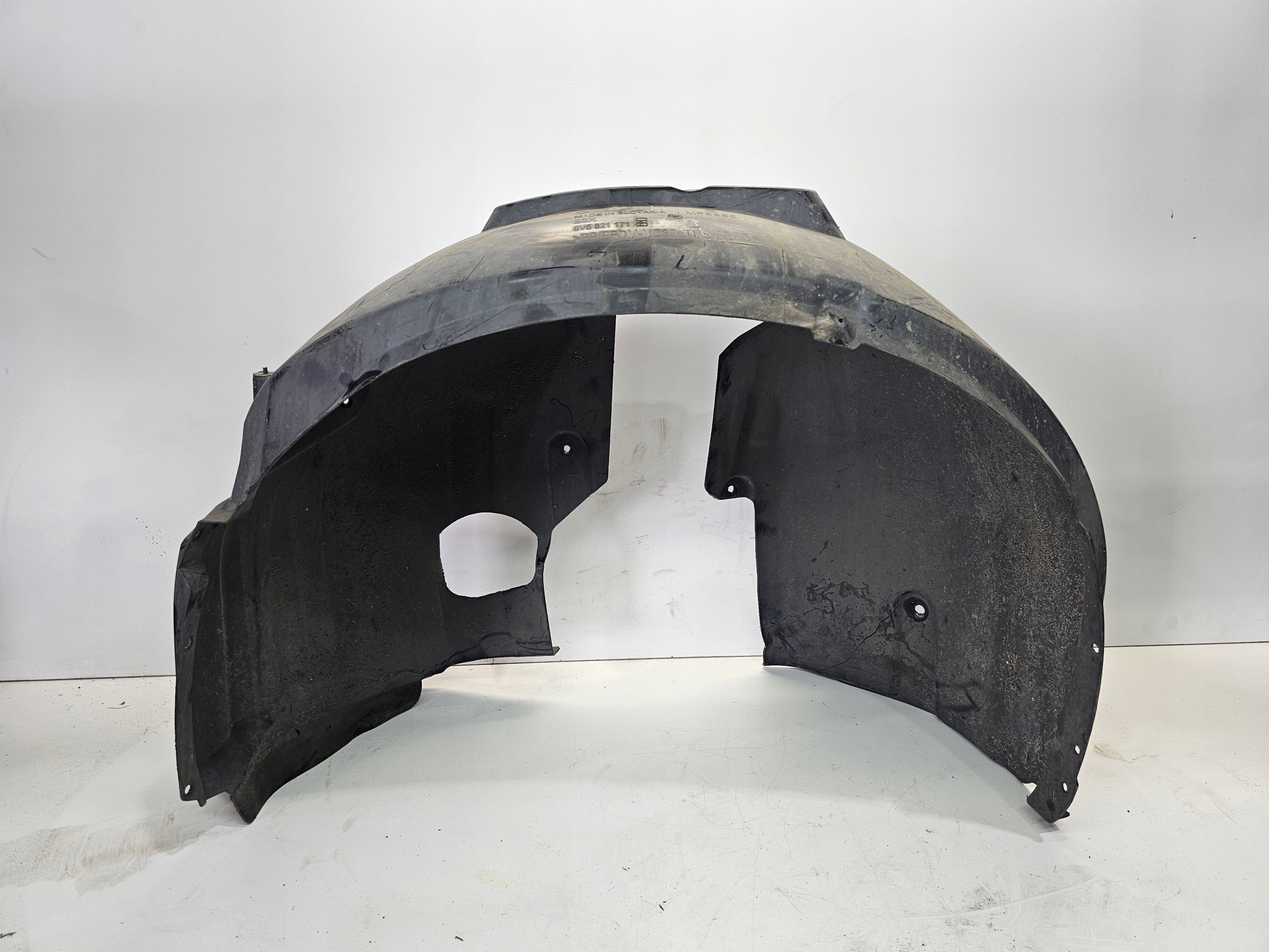 NADKOLE LEWY PRZÓD AUDI A3 8V LIFT 8V5821171B SEDAN ORYGINAŁ