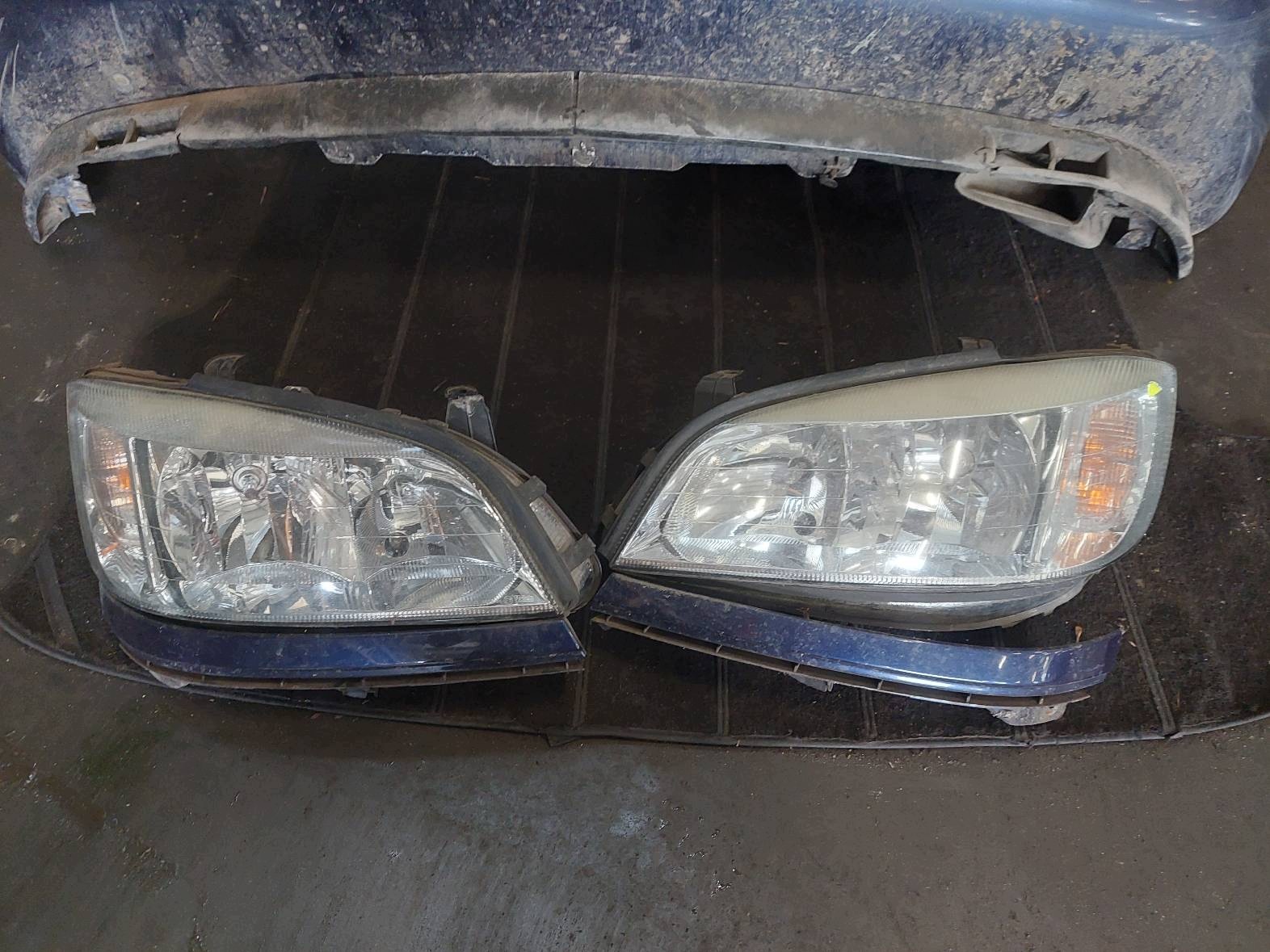 bumper front + light left front + right front OPEL ZAFIRA A Z282