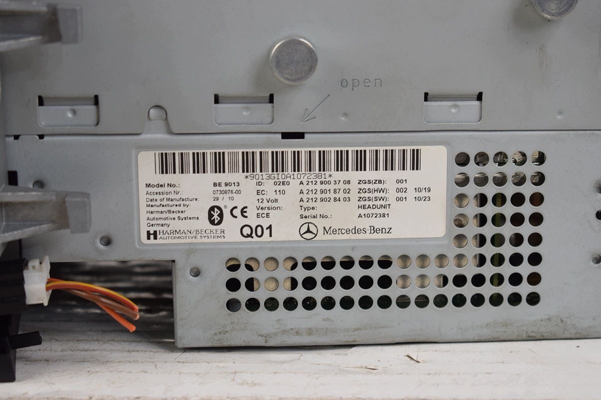 RADIO navigation * MERCEDES W212 A2129003708