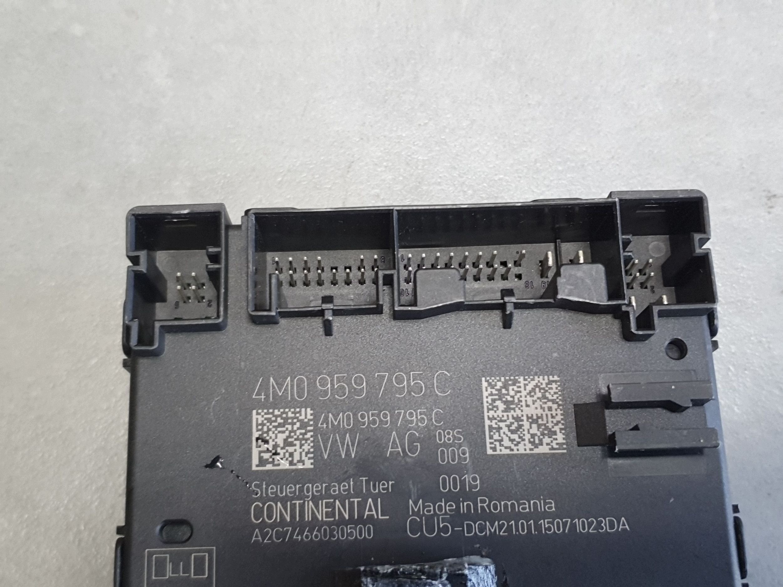 Audi Q7 4M module door right rear part 4M0959795C