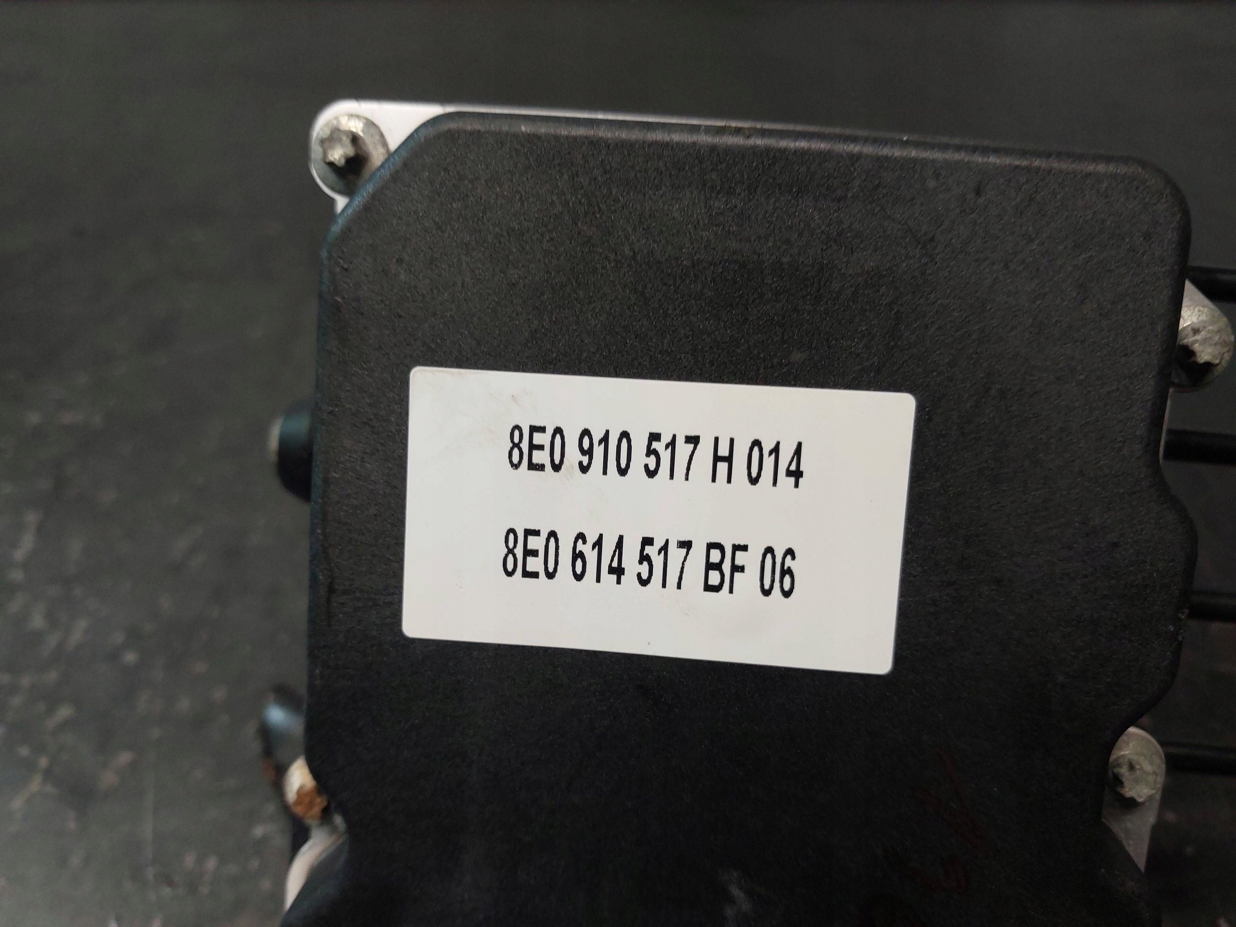 Audi OE 8E0614517BF насос ABS