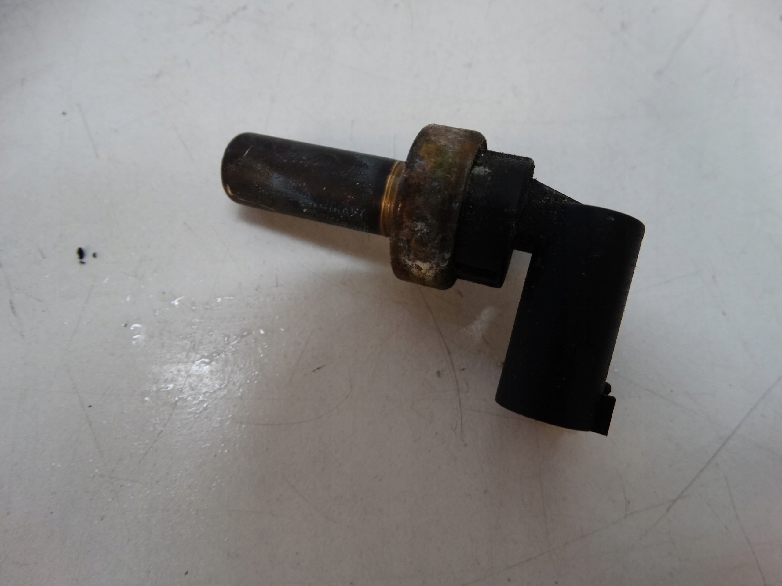 Sensor TEMPERATURY MERCEDES W169 A0009050700