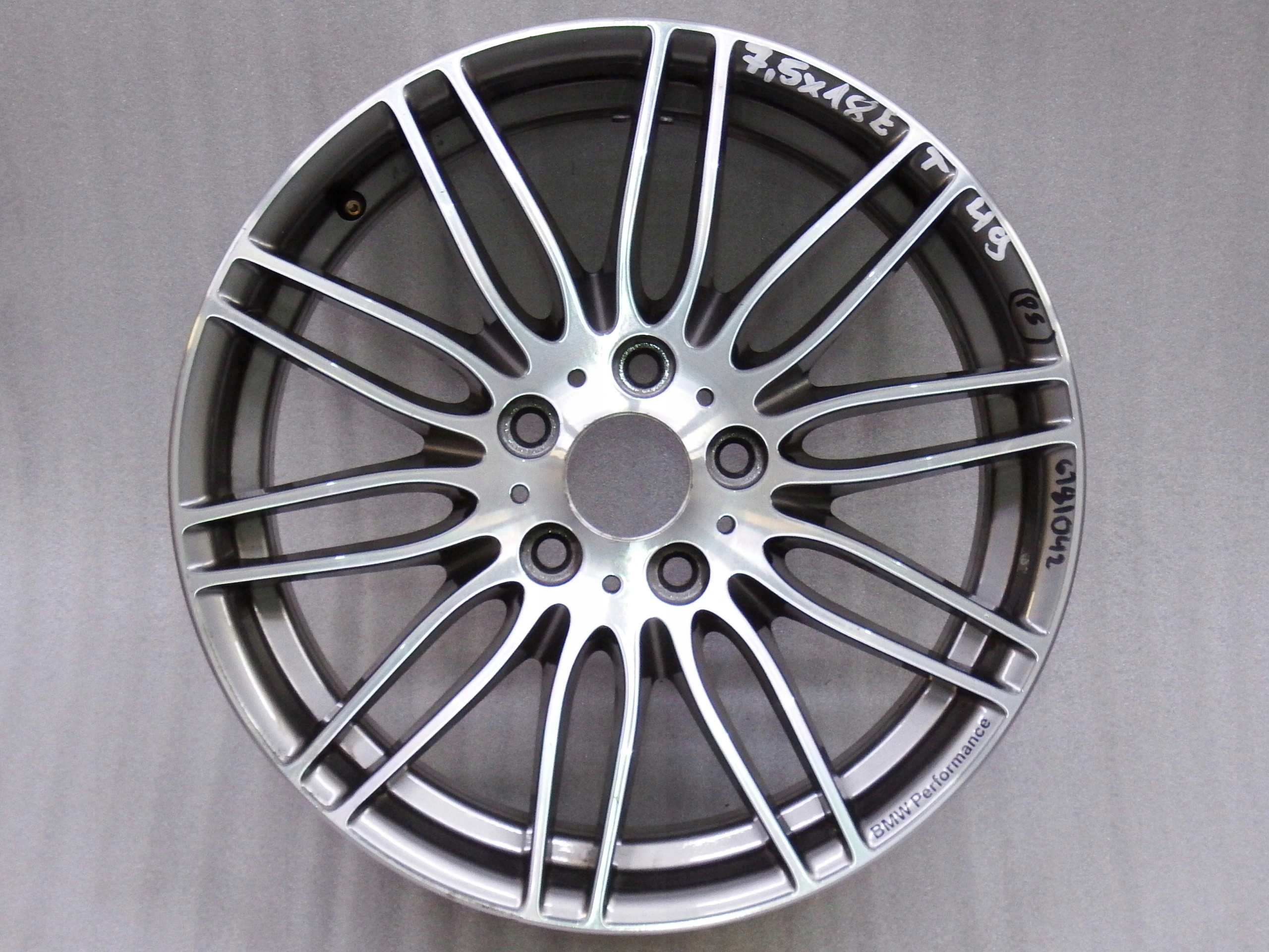 ОБІД BMW 1 3 M3 M1 E90 E87 7,5x18 Et49 6781042