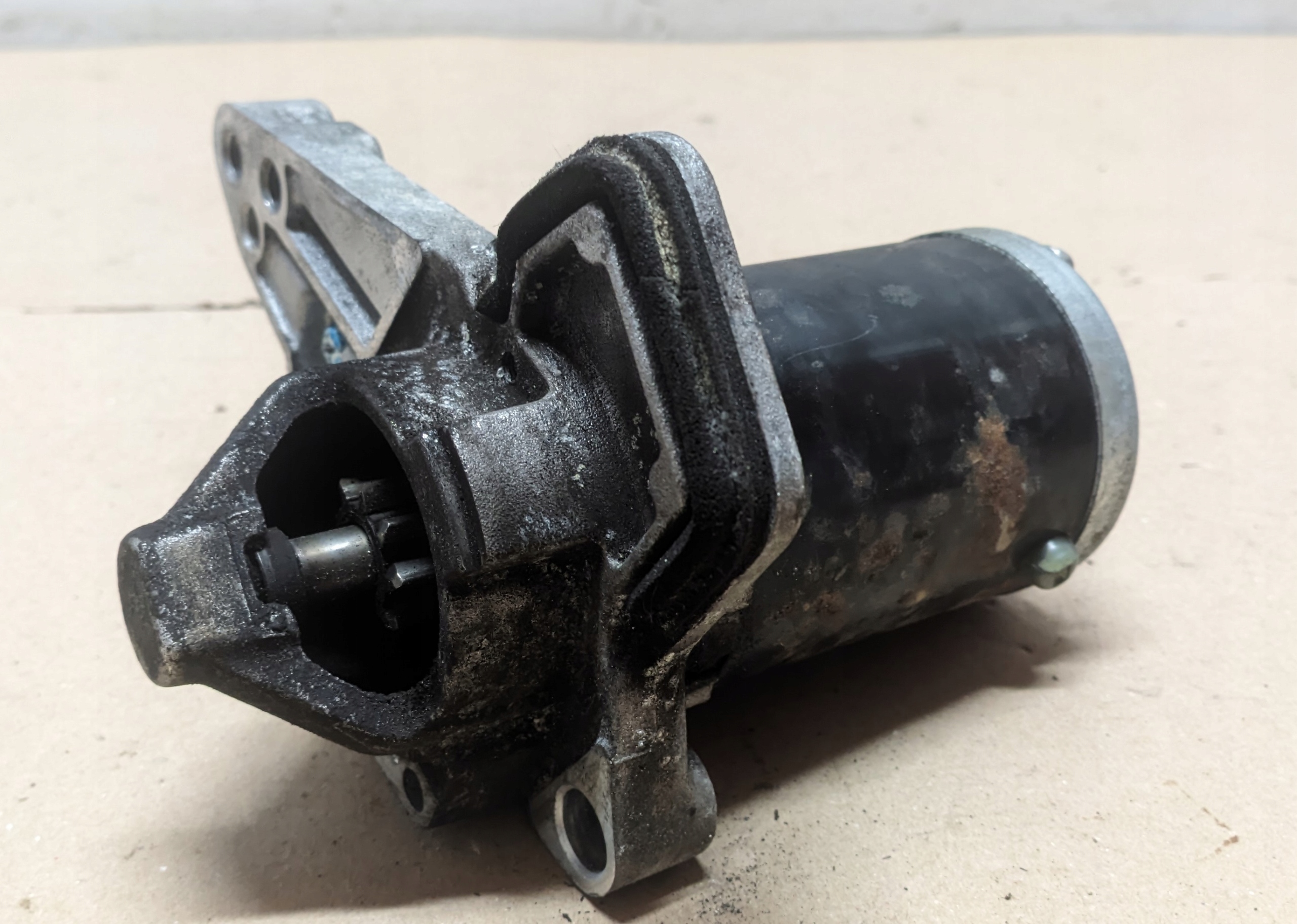 DACIA SANDERO II STEPWAY 1.4 B 13R starter 233000779R