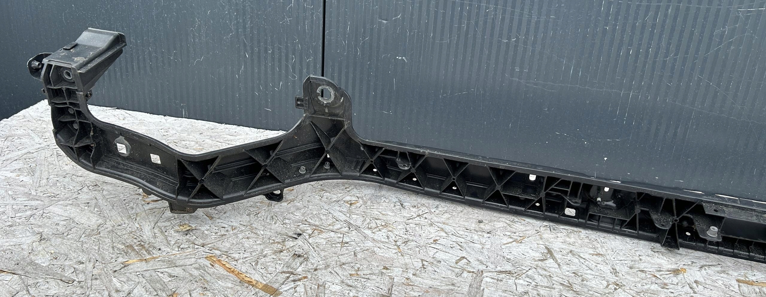 support panel for radiators pillar iron FORD S-MAX MK2 15- EM2B-8B041-A