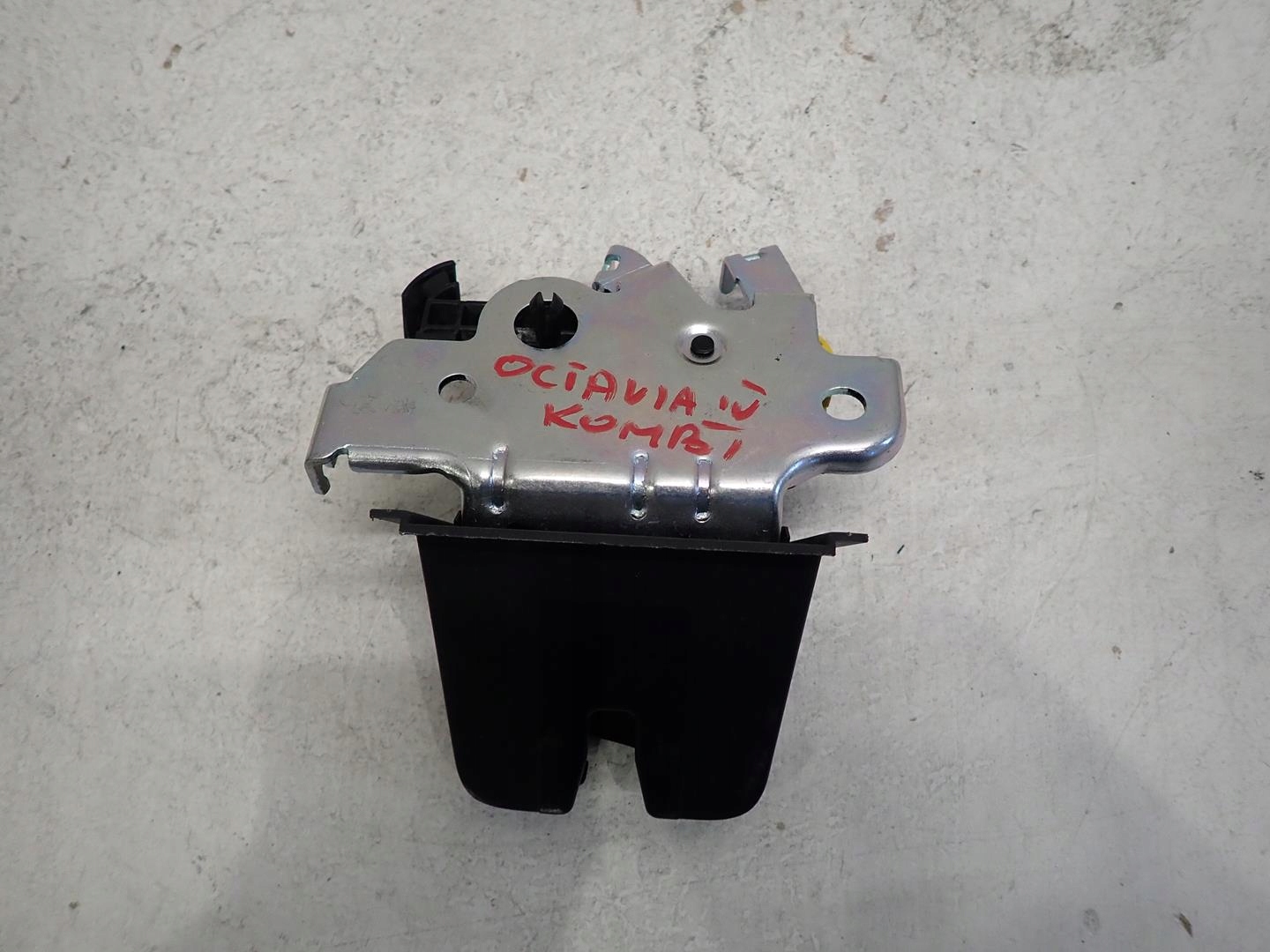 lock bonnet SKODA OCTAVIA IV 2020- 654827506