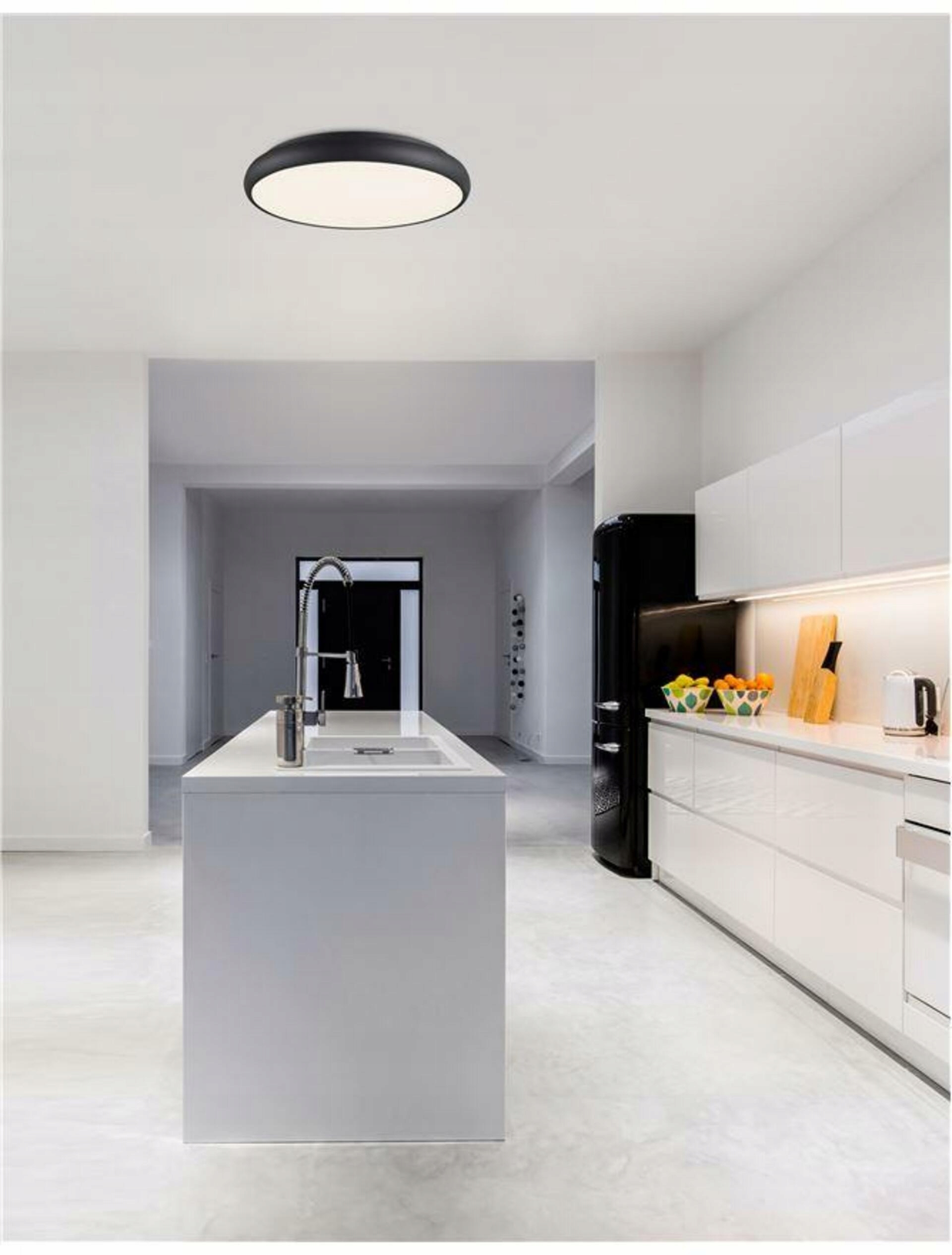 Nova Luce Moderné úzke stropné Led svietidlo Gap v bielej a čiernej farbe 50 W