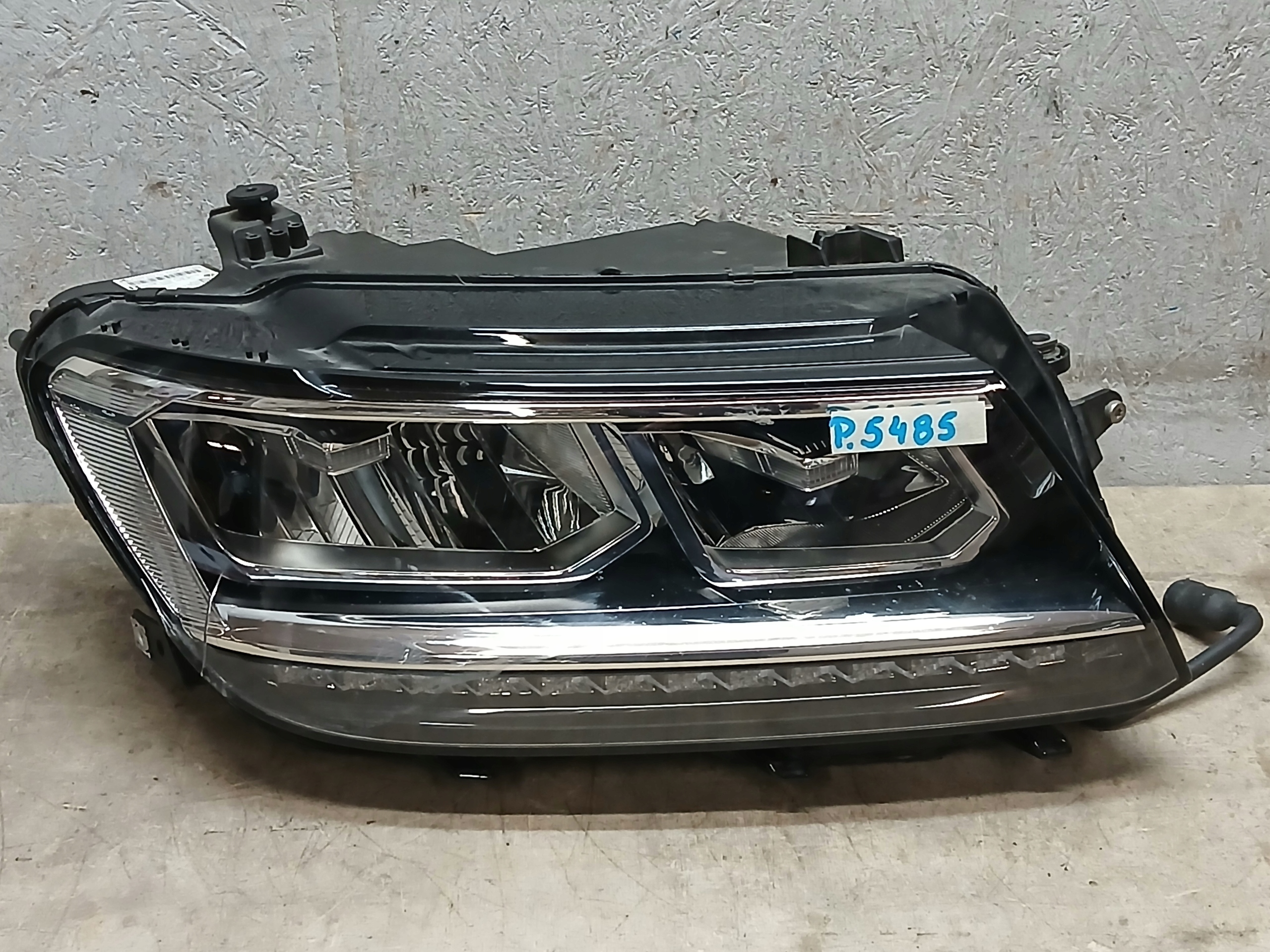 light front right VW TIGUAN II 2 5NA 15-19 FULL LED 5NB941036B