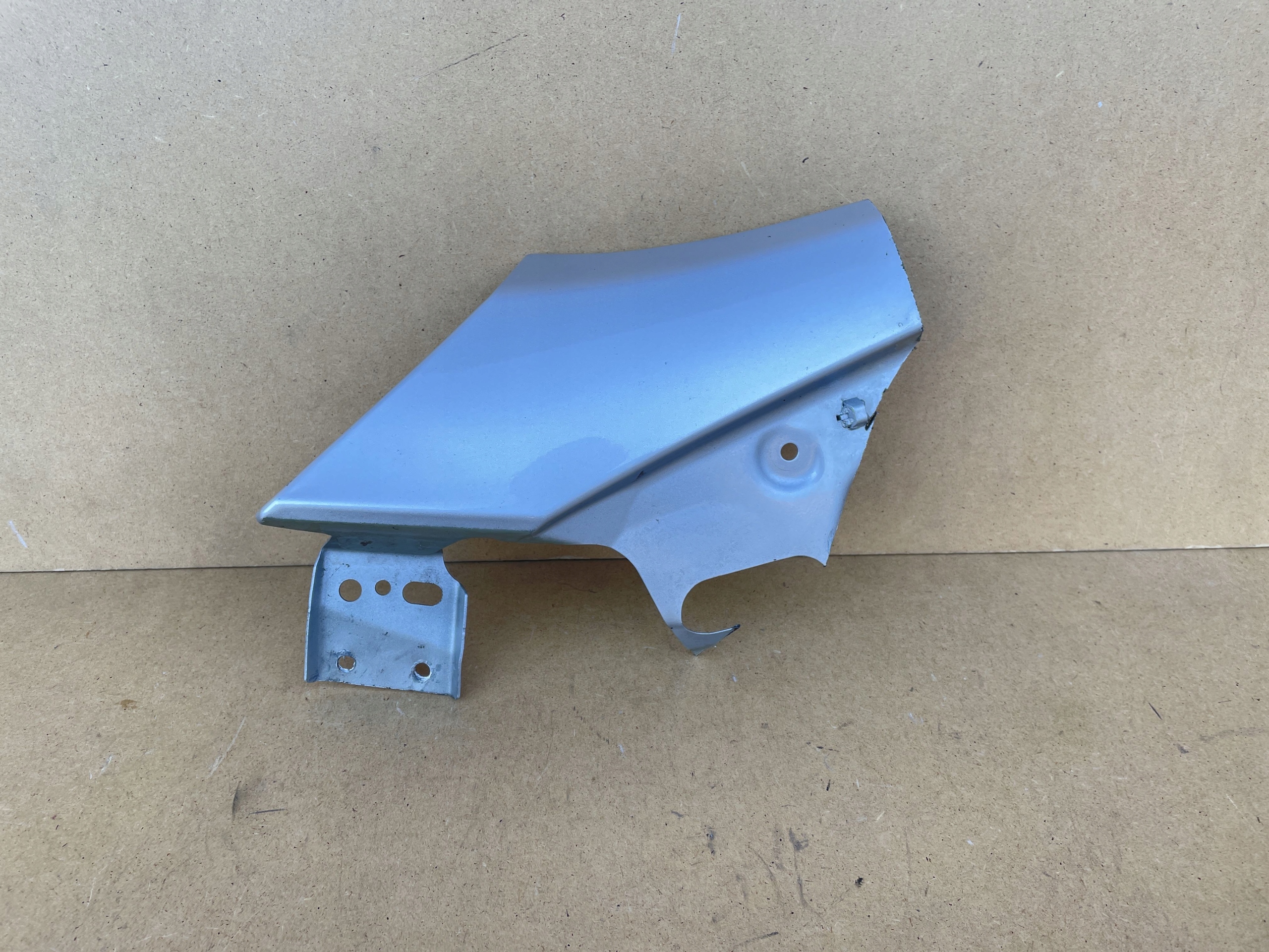 FOCUS MK3 2015 ОБШИВКА СТОЙКИ ПЕРЕДНЯЯ ЛЕВАЯ