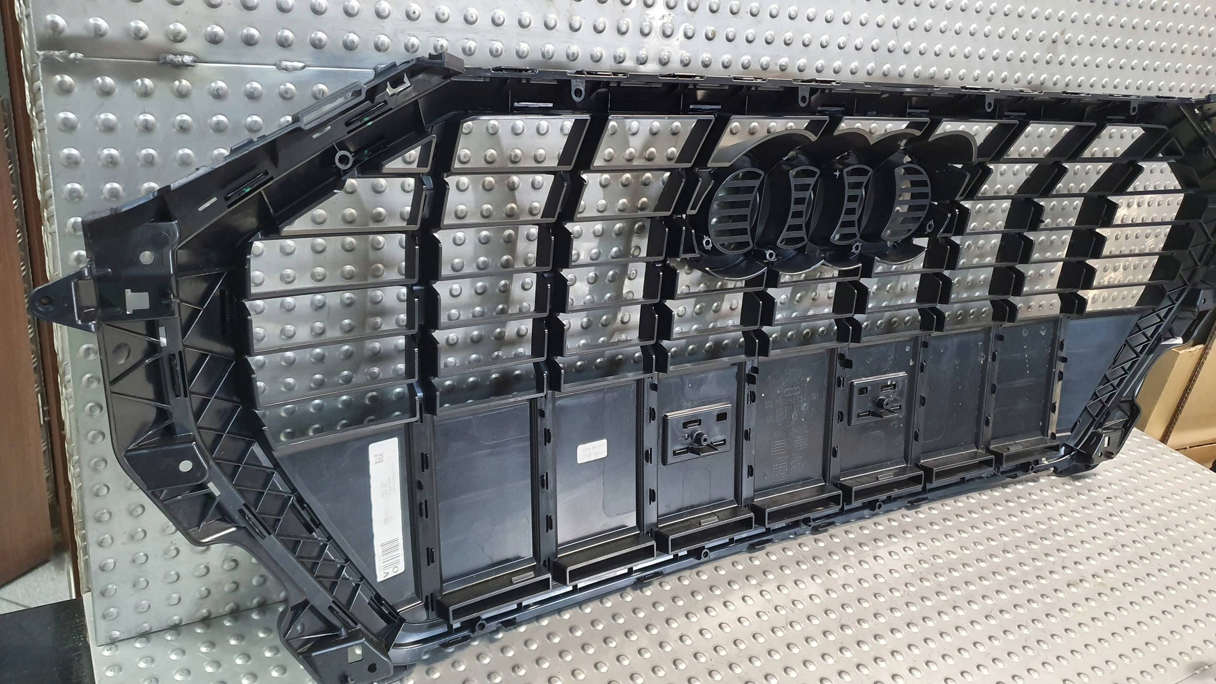 Audi Q3 Kühlergrill FRONTGRILL Kühlergitter 83A853651E - Thumbnail 12