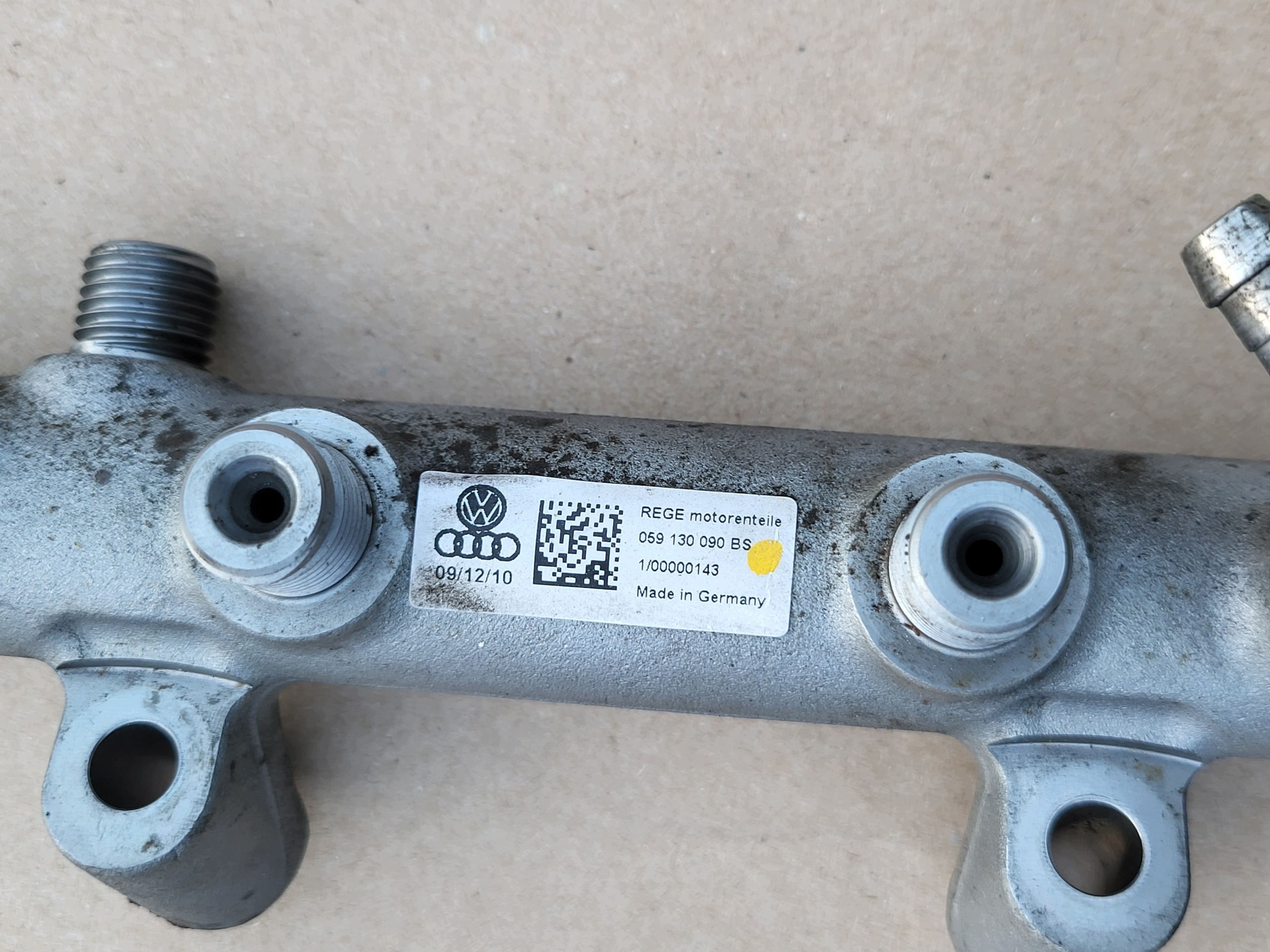 injection ramp sensor AUDI A4 B8 A5 A7 A6 C7 3.0 TDI CDU 059130090BS OE